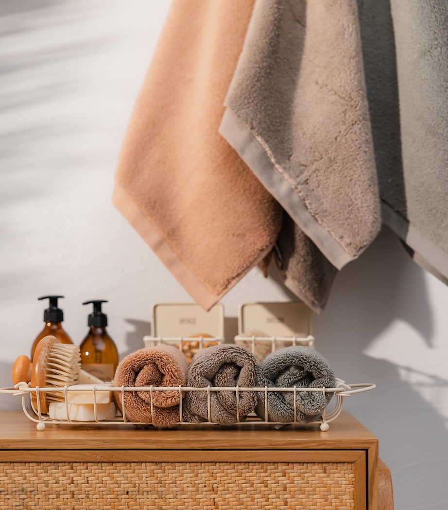 Organic Cotton Olympia Face Cloth (30cm x 40cm) DARK PEACH Image 3