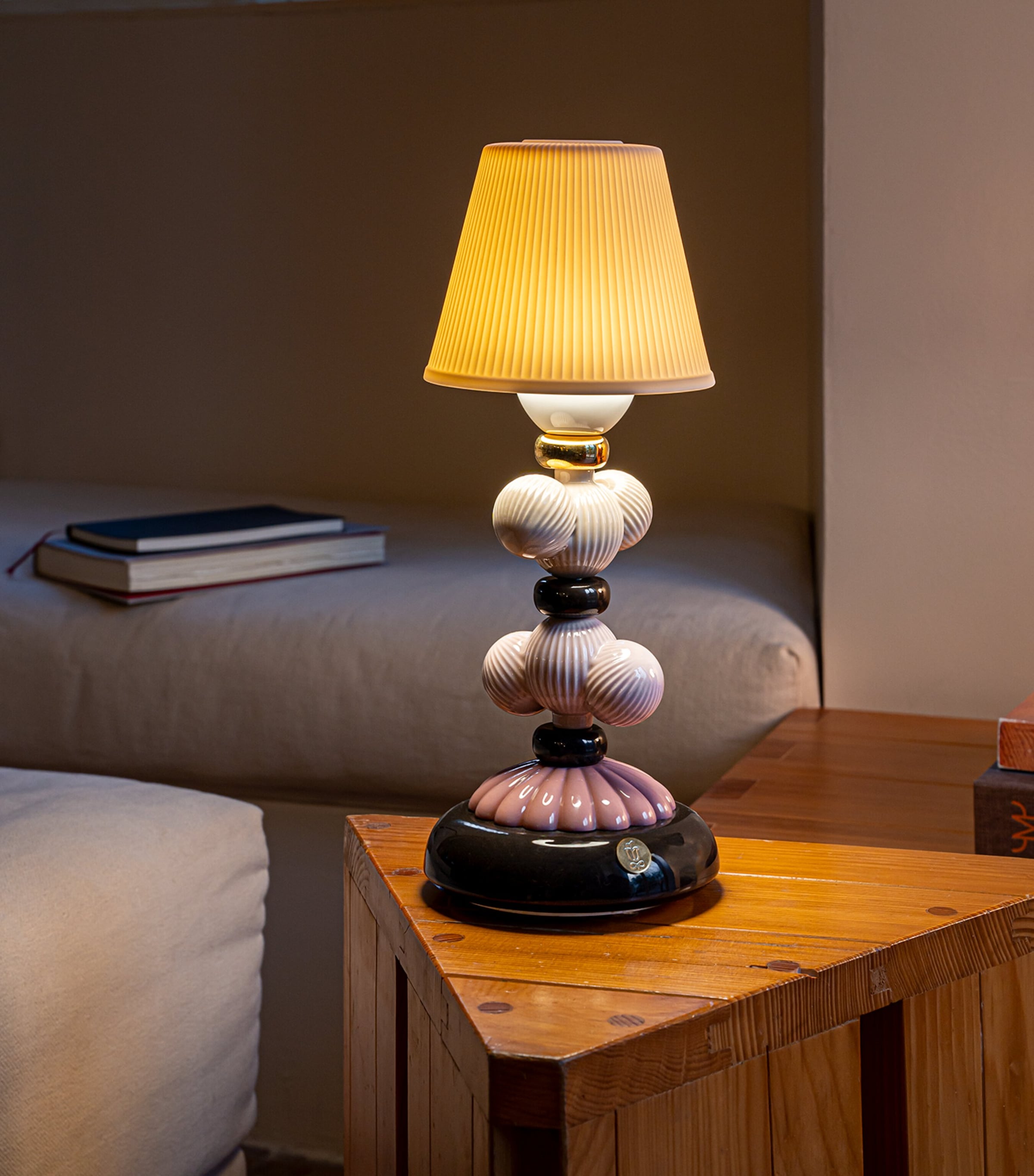 Lladró Cactus Firefly Lamp Image 2