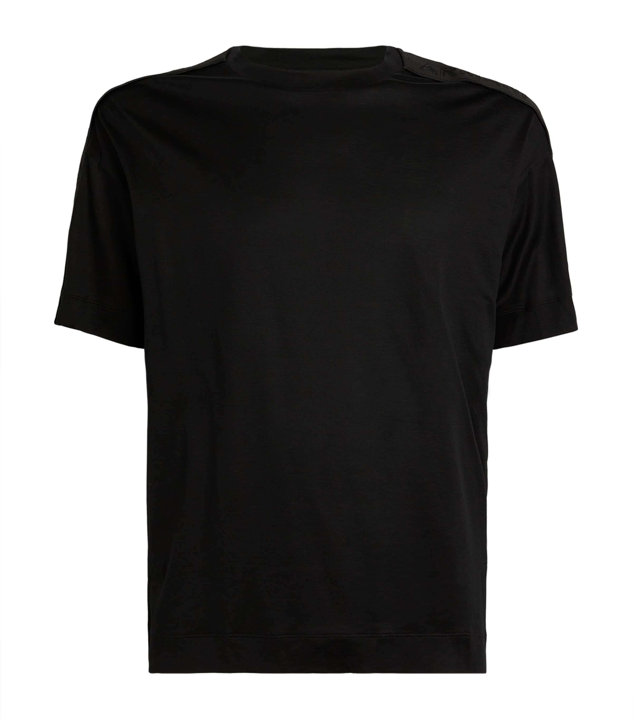 Emporio Armani Round Neck Short-sleeved T-shirt In Black