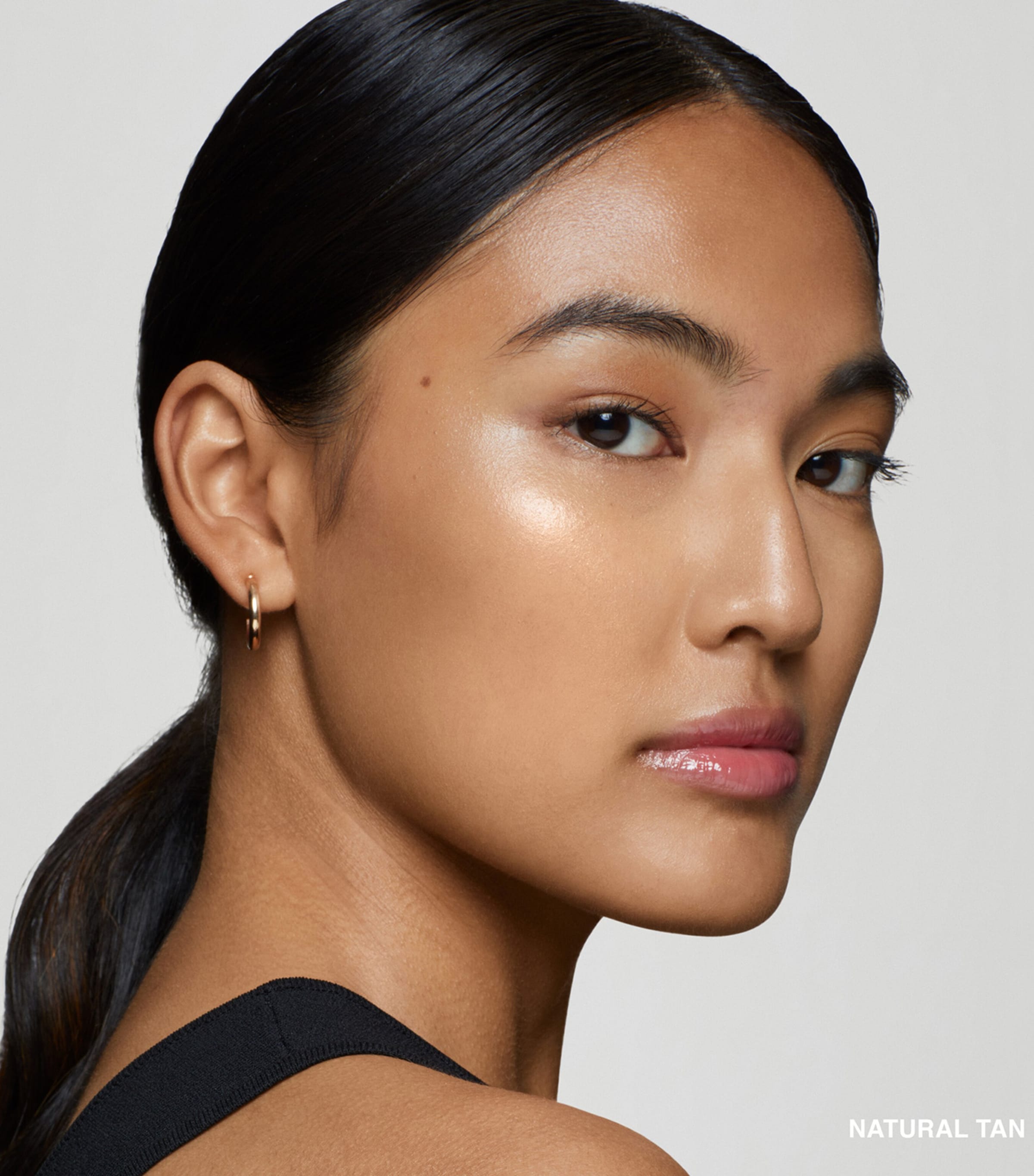 Intensive Serum Foundation SPF 40 NATURAL TAN Image 3