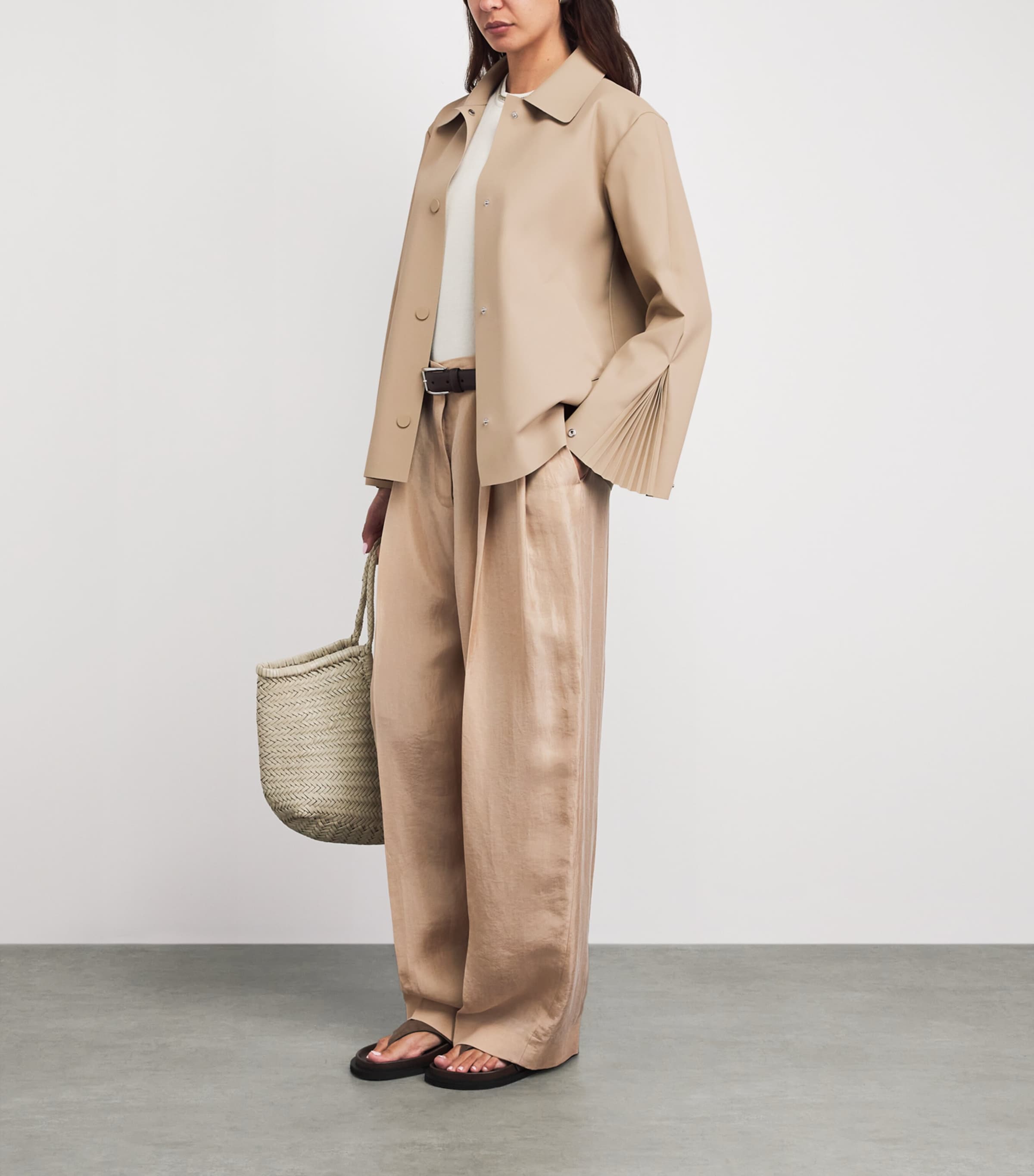 Collared Jacket 002 BEIGE Image 2