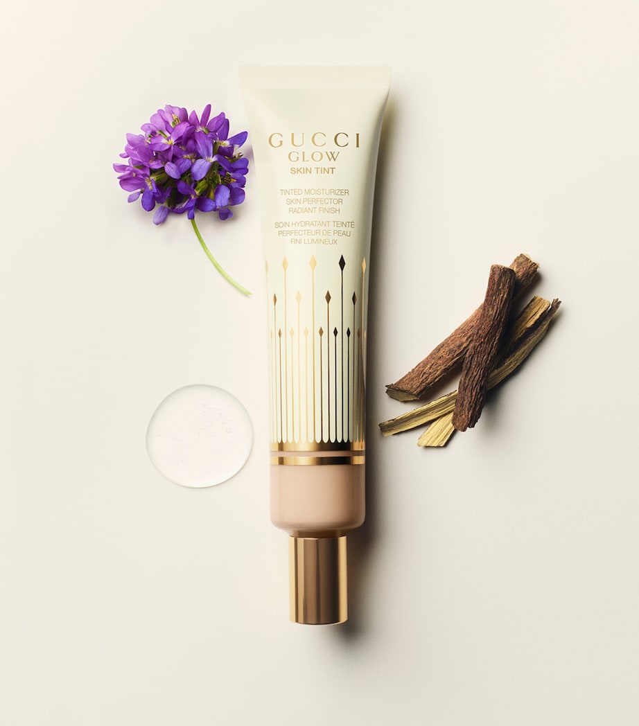 Glow Skin Tint 41 MEDIUM DEEP Image 3