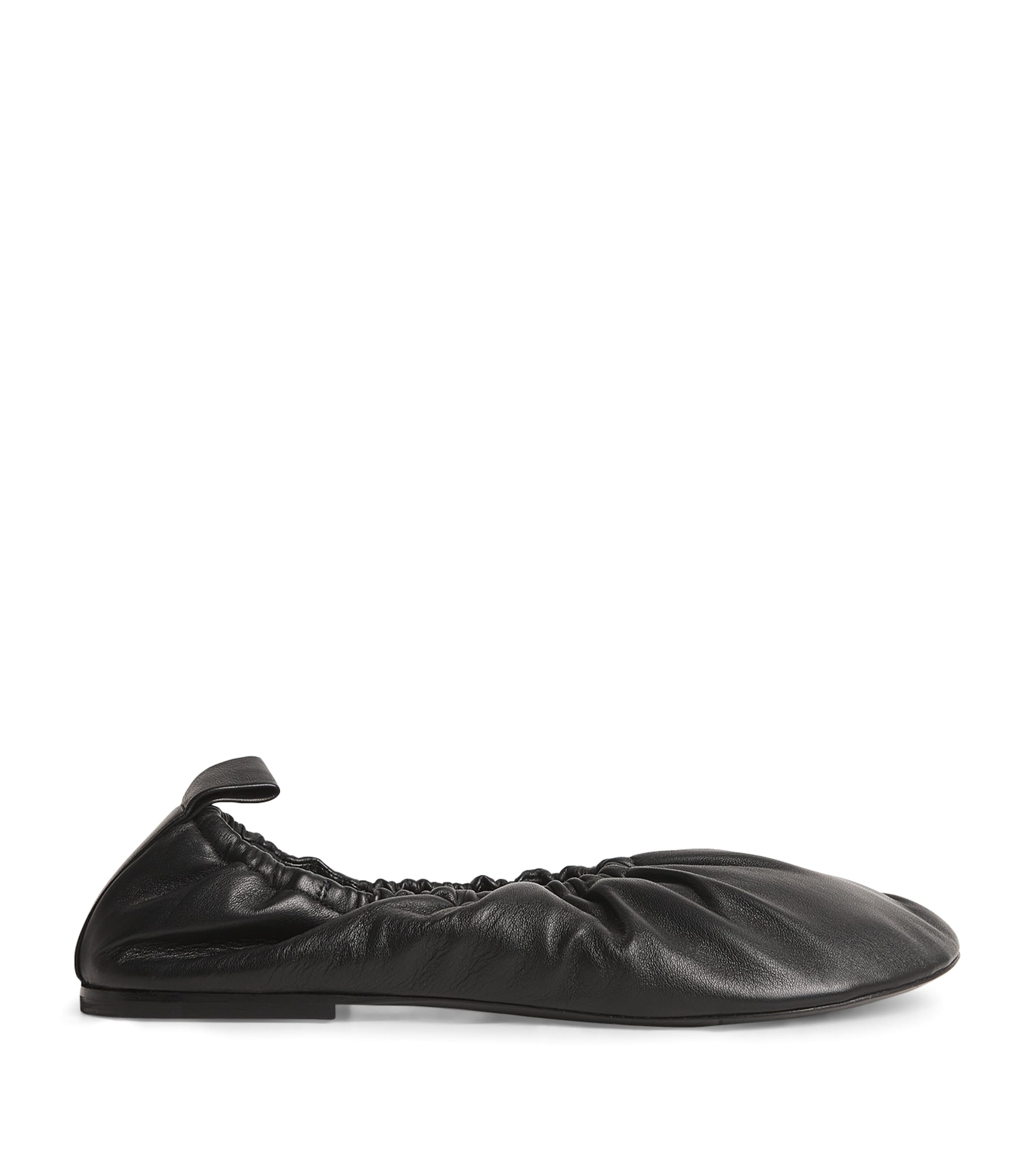 Jil Sander Leather Gathered Ballet Flats In Black