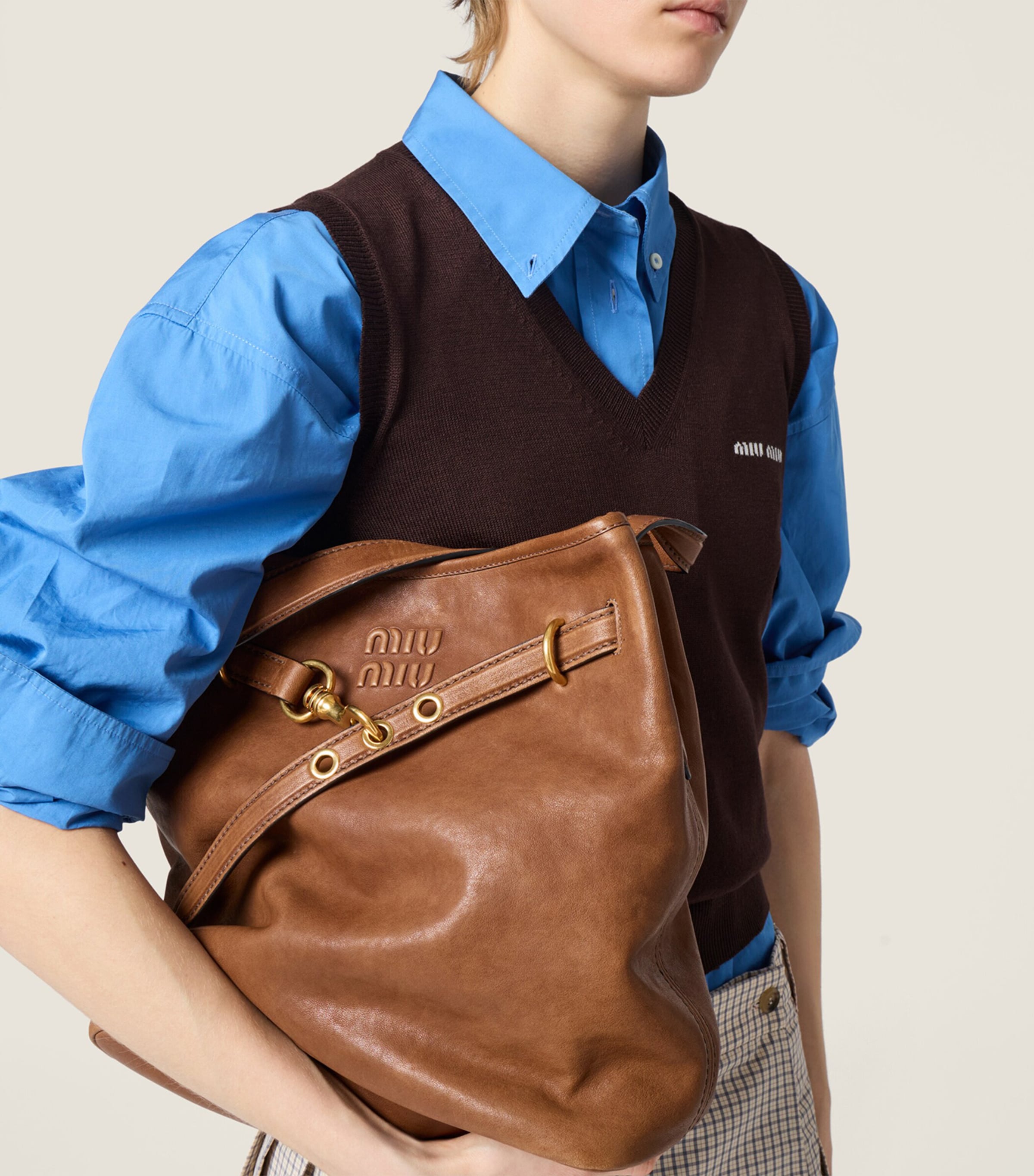 Miu Miu Womens Nappa Leather Aventure Bucket Bag Image 2
