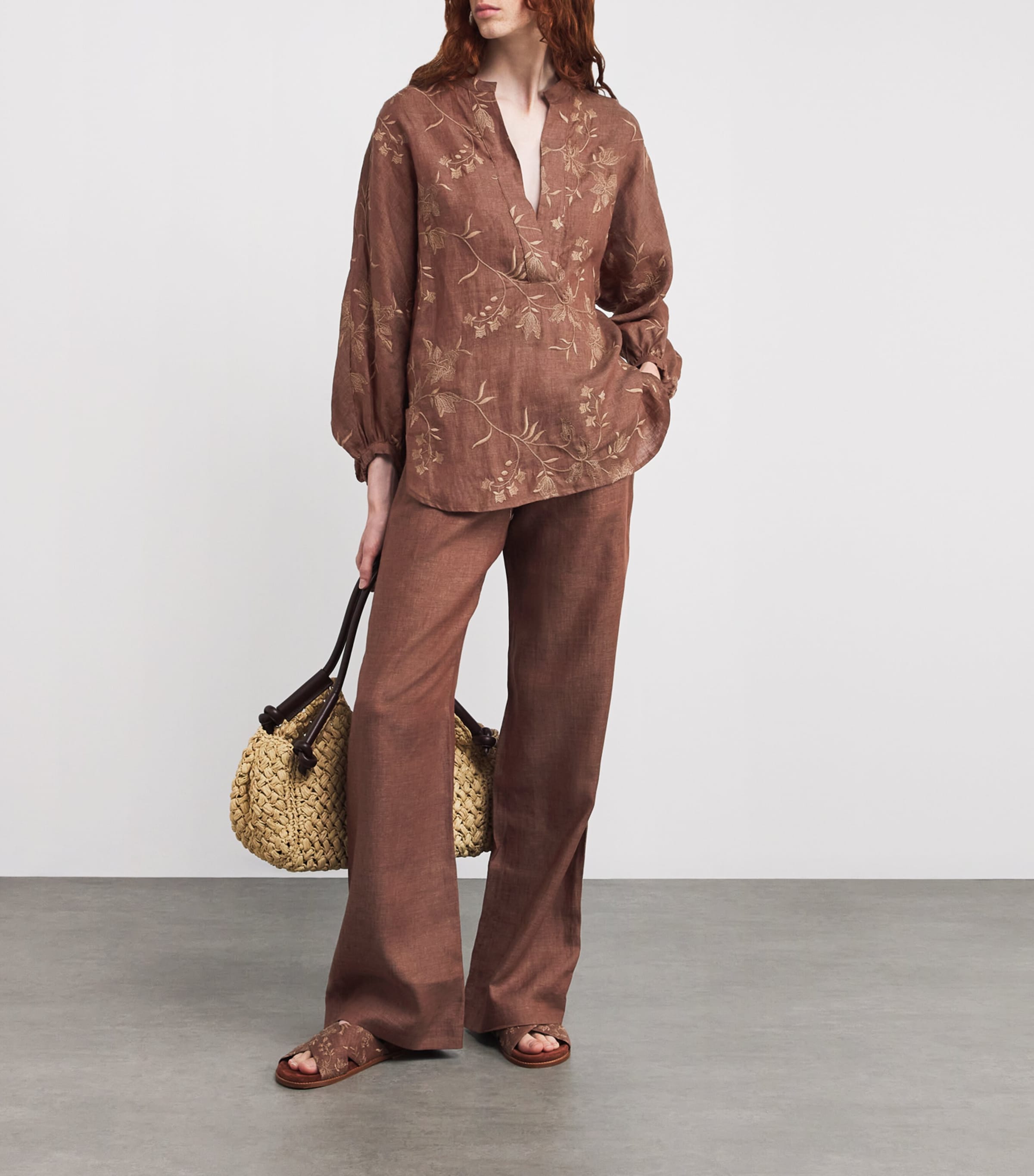 Eleventy Womens x Harrods Linen Floral-Embroidered Blouse Vicuna Image 2