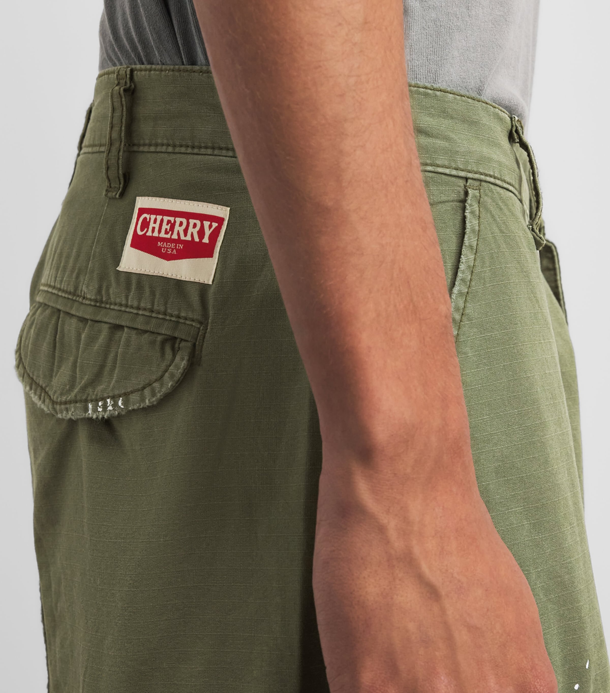Cherry Los Angeles Mens Cotton Paint Splatter Cargo Shorts Army Green Image 3