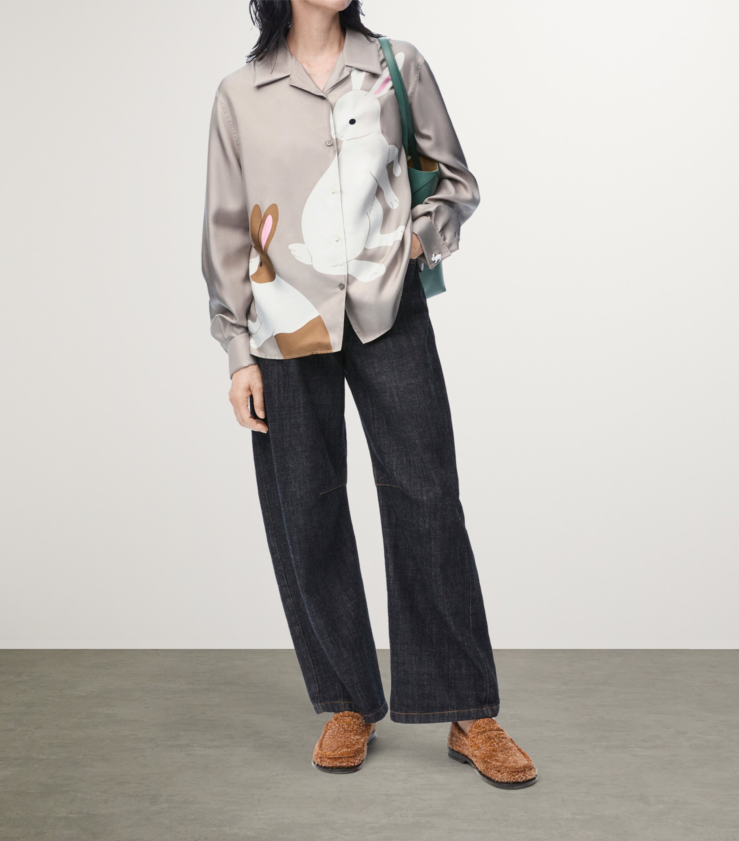 x Suna Fujita Silk Rabbit Shirt DARK BEIGE Image 2
