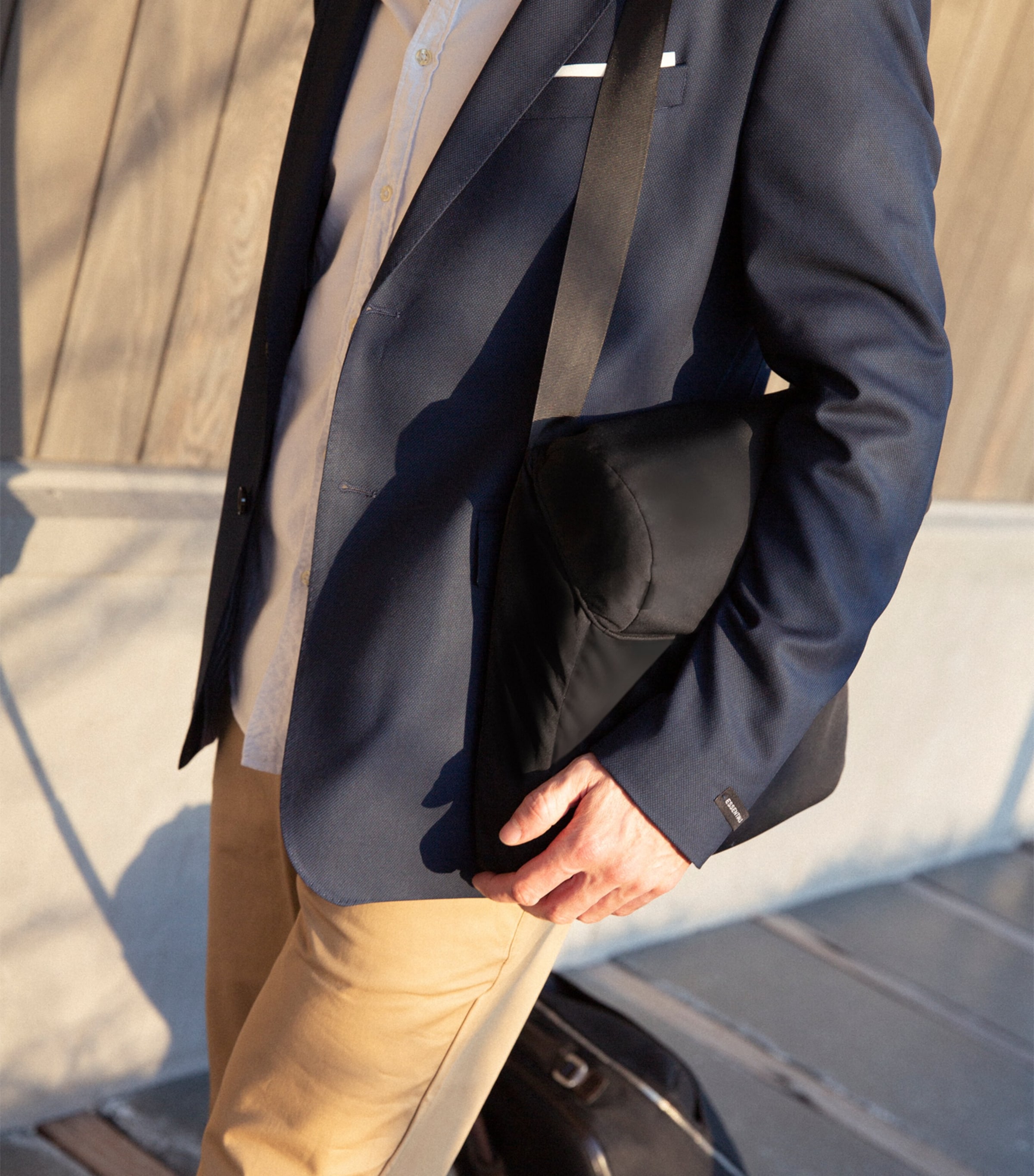 Go Pillow with Silk Pillowcase (34cm x 32cm) BLACK Image 5