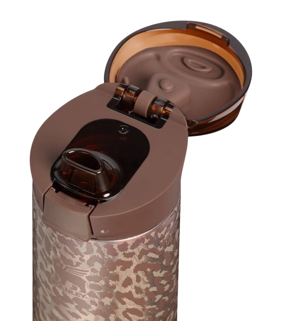 Stanley FlowState Spring Bottle (0.59L) Pale Gold Leopard Image 2