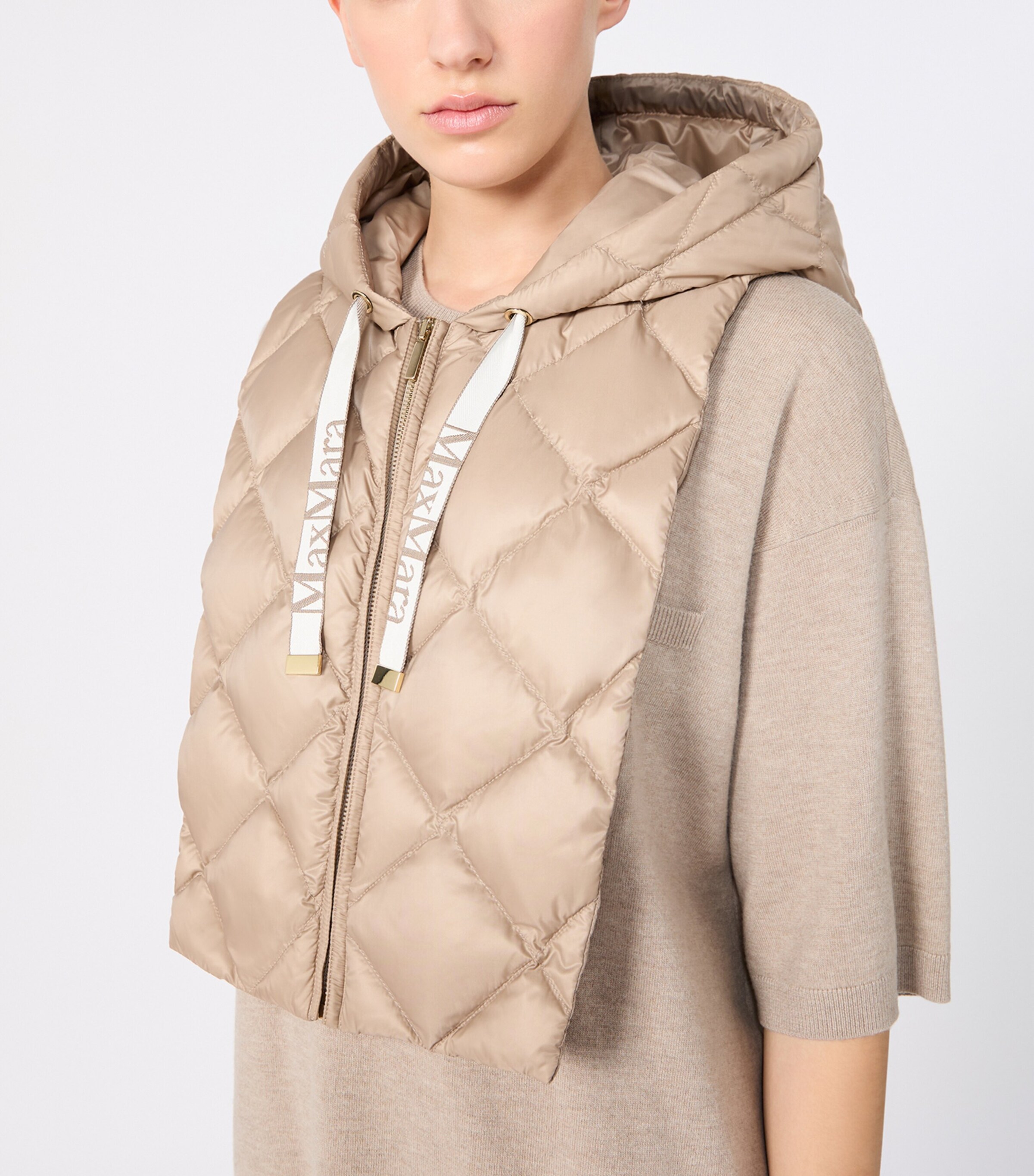 Max Mara Down-Padded Hooded Collar Beige Image 2