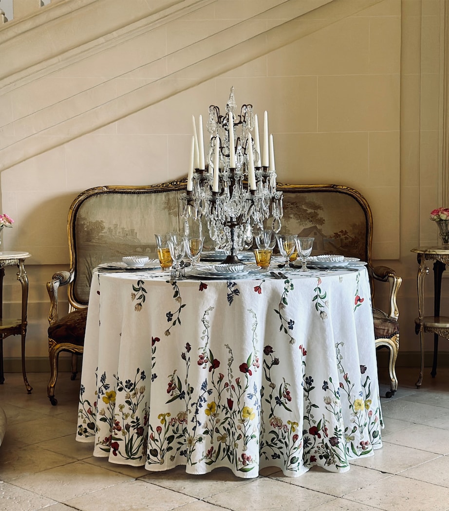 Summerill & Bishop Linen Botanical Wildflower Tablecloth (260cm) White Image 6