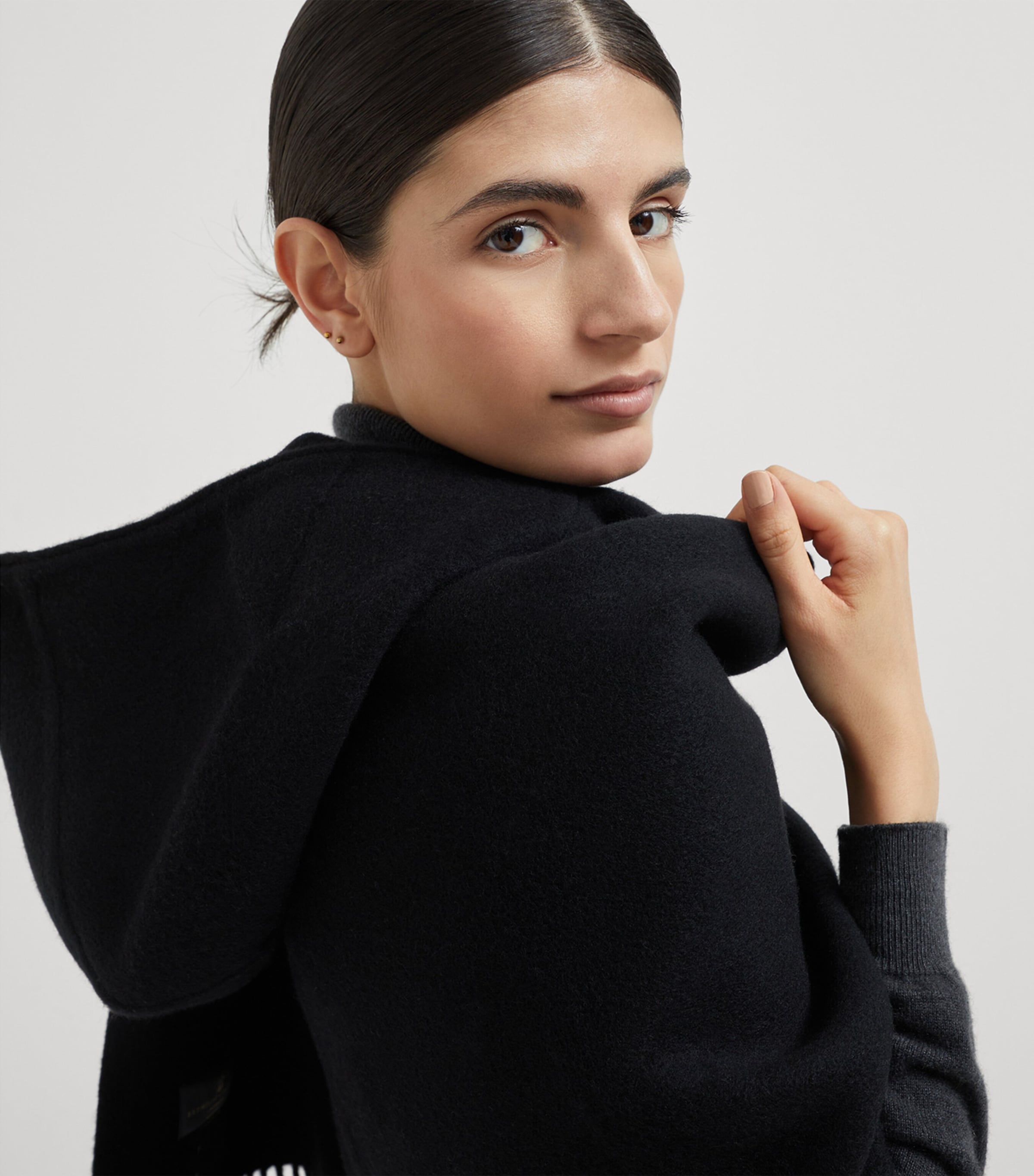 Wool-Cashmere Hood-Detail Scarf C101 Image 2