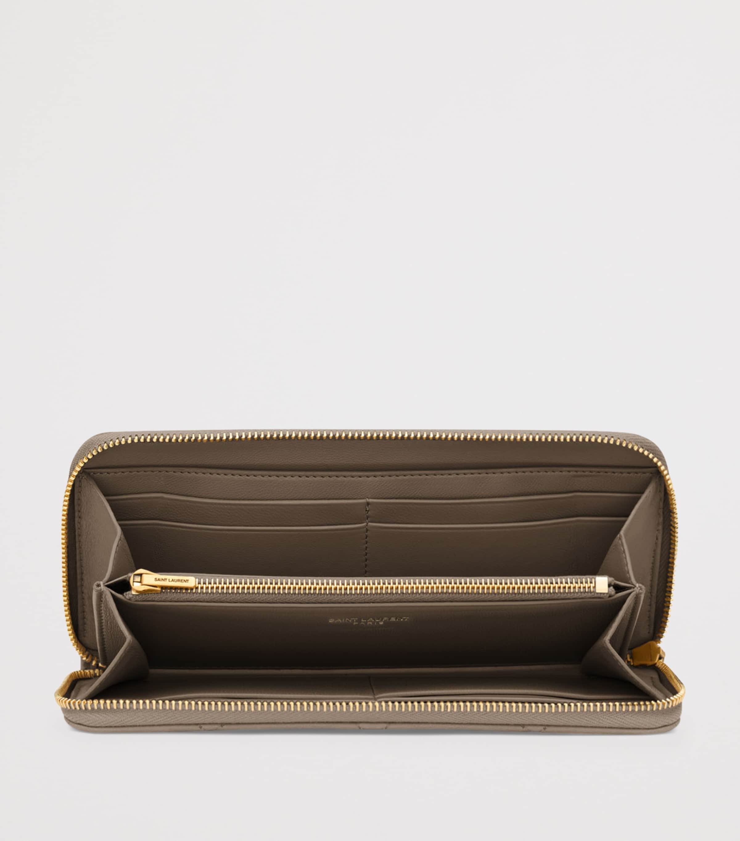 Matelassé Zip-Up Wallet 1799 Image 4