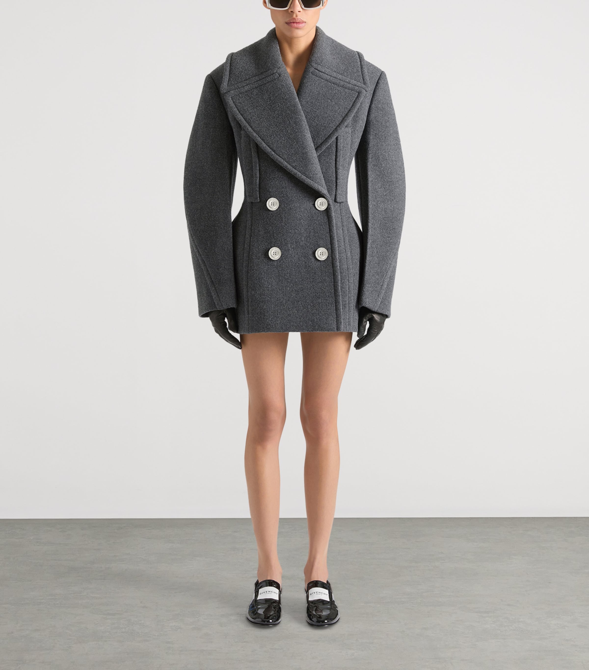 Patent Leather Label Loafers BLACK Image 2