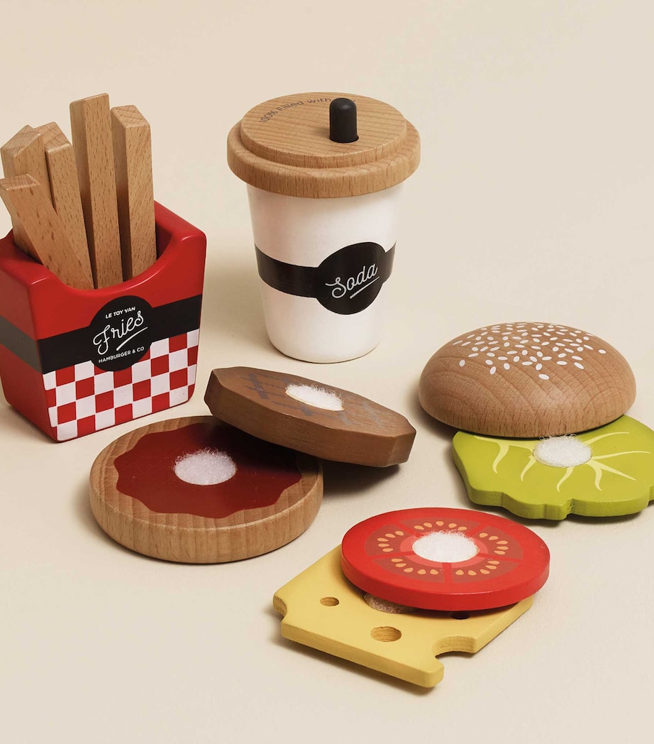 Le Toy Van Wooden Gourmet Hamburger Set Image 3