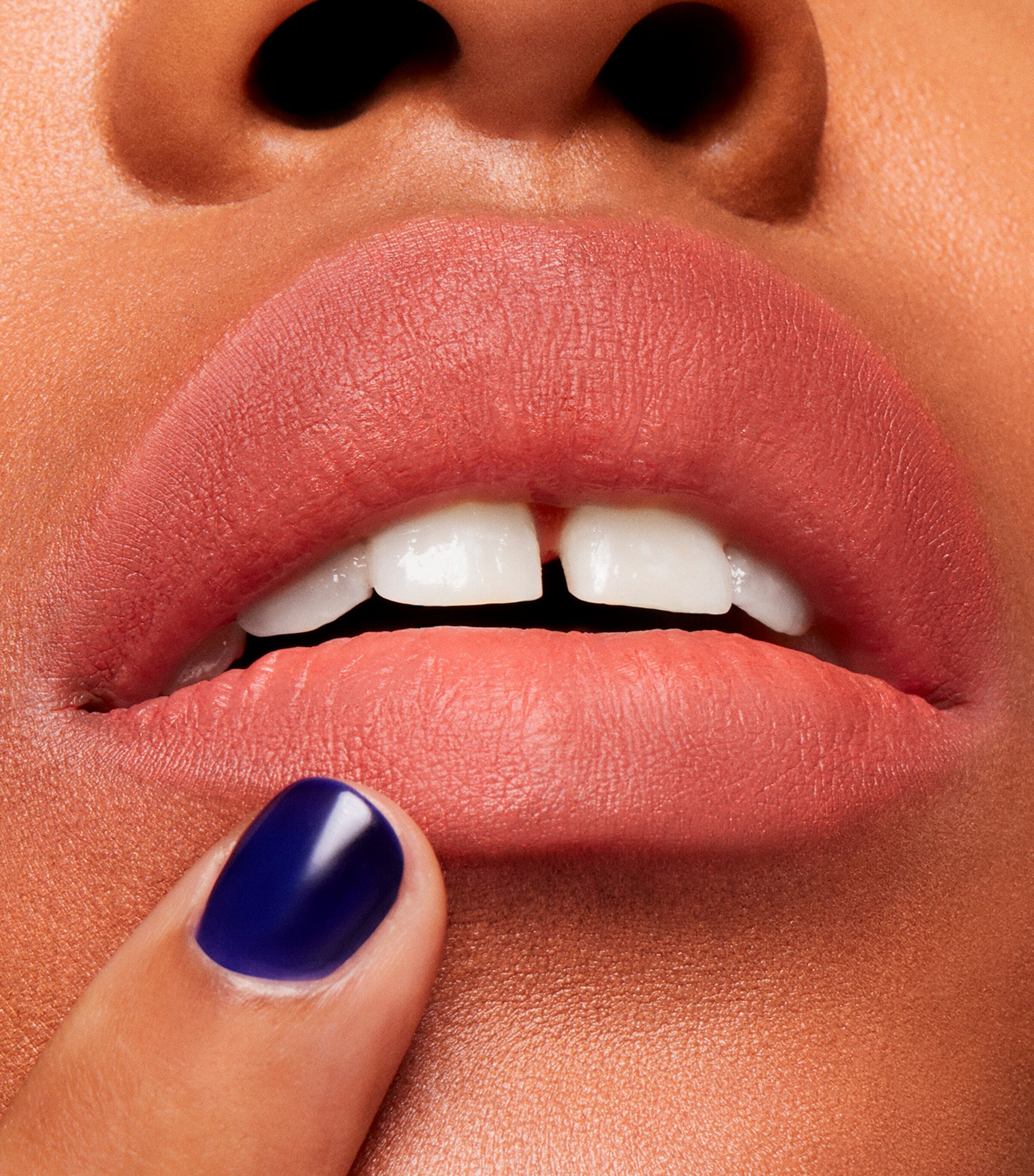 MAC Powder Kiss Velvet Blur Slim Stick Gingerella Image 4