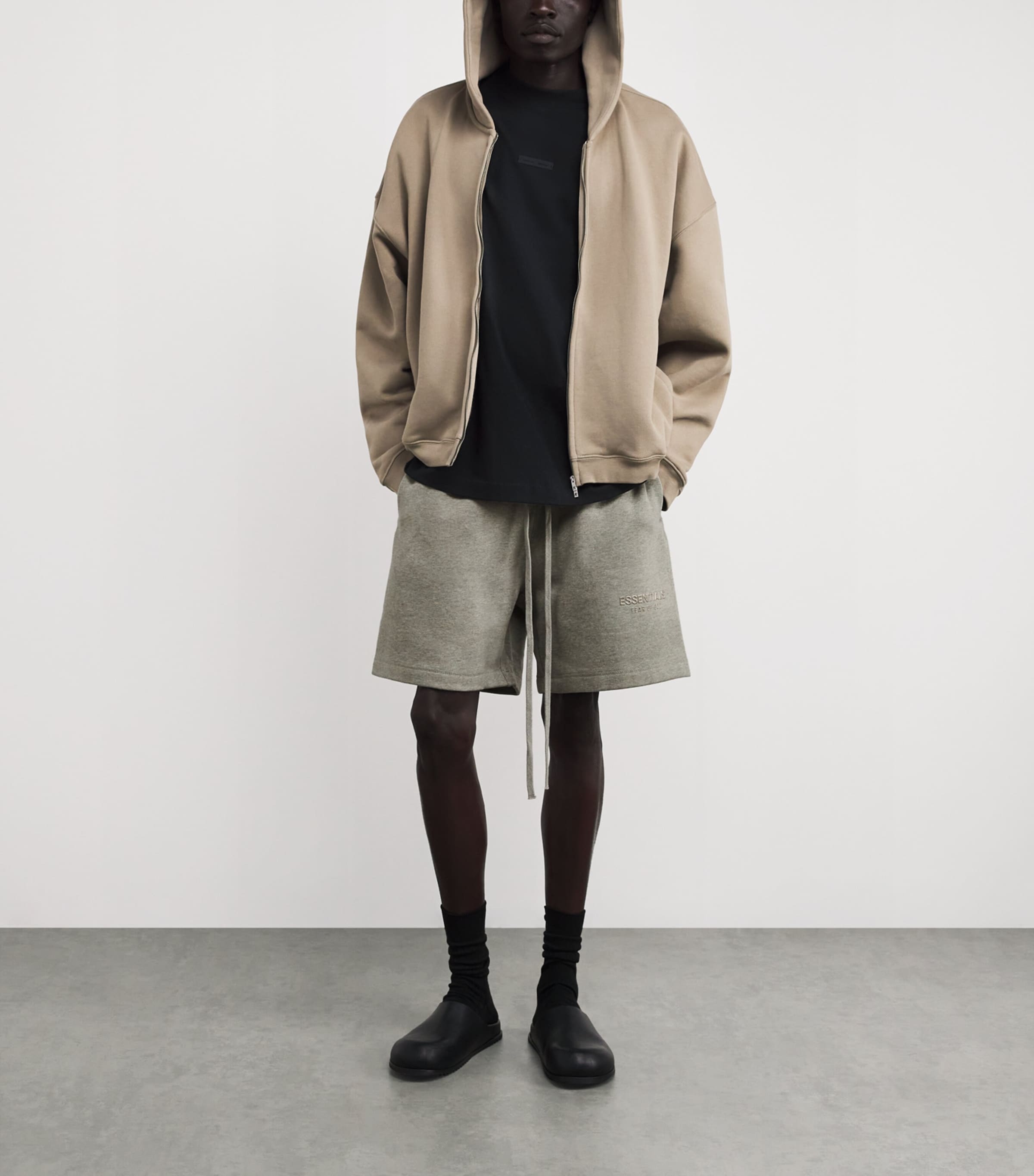 FEAR OF GOD ESSENTIALS Mens Cotton-Blend Soccer Shorts Concrete Heather Image 2