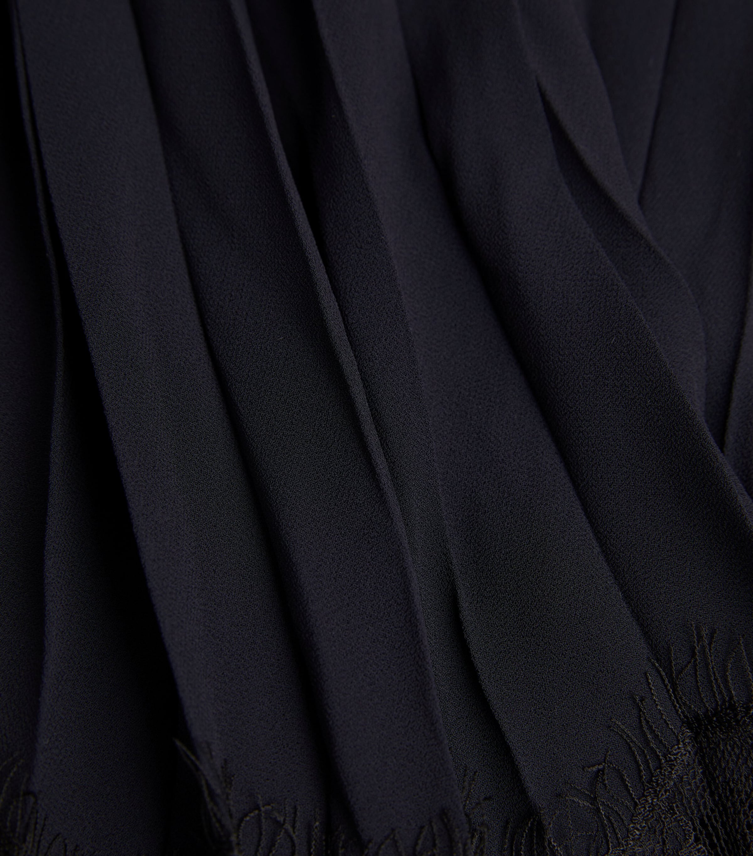 Lace-Trim Pleated Midi Dress DUAL COLOR Image 5