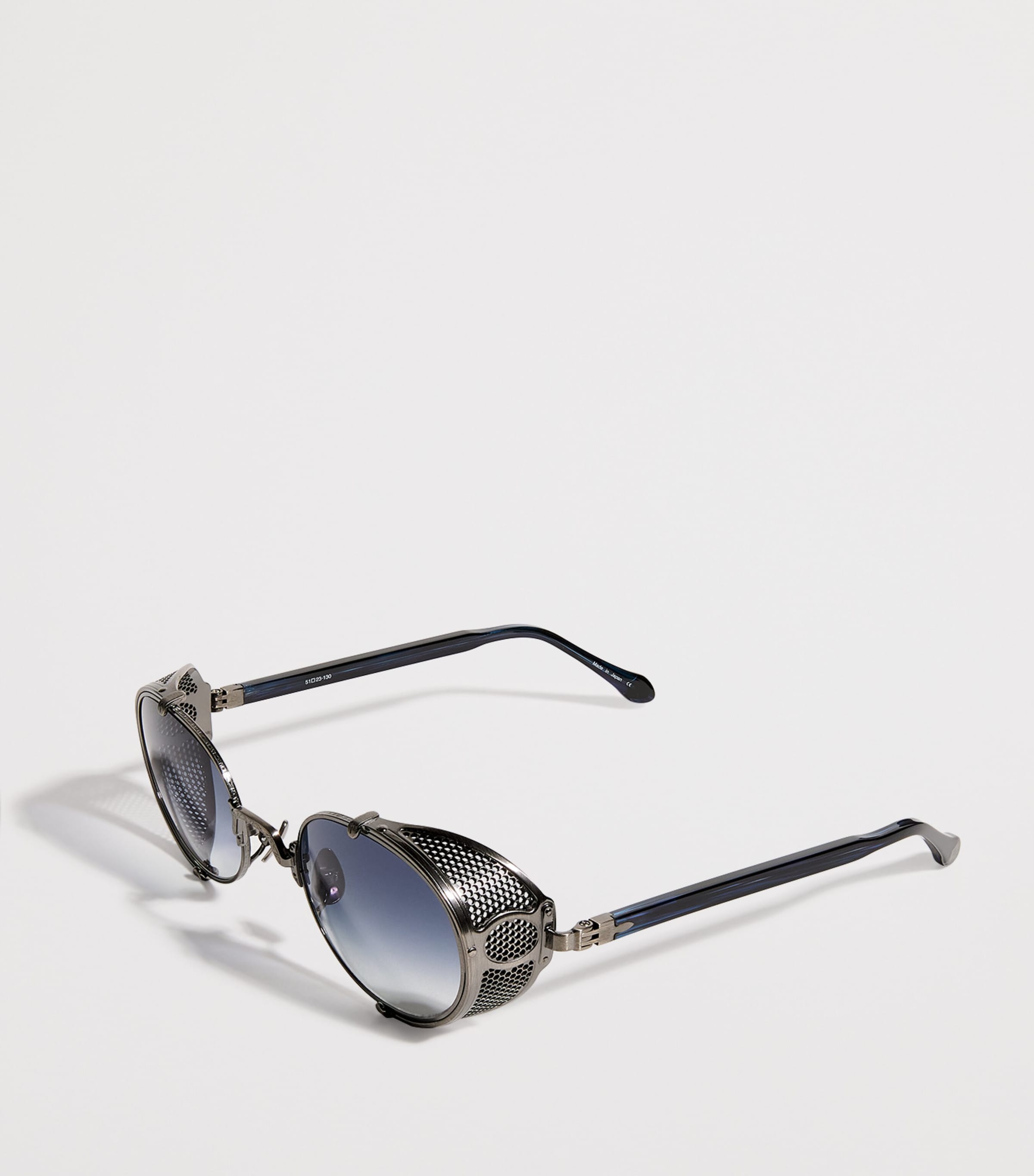 Heritage Round Sunglasses ANTIQUE SILVER BLUE Image 2