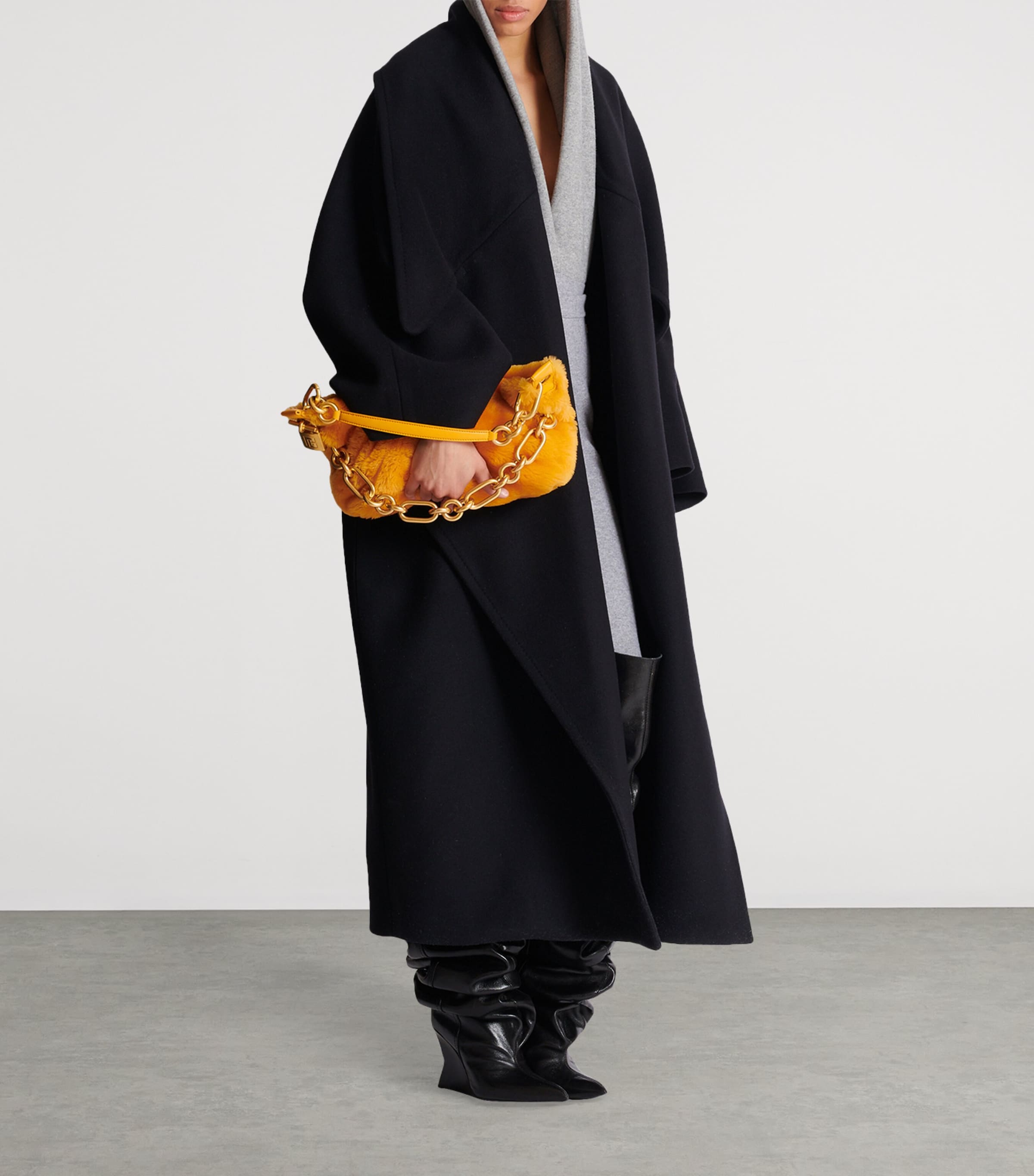 Medium Shearling Sync Shoulder Bag 1GF MUSTARD Image 2