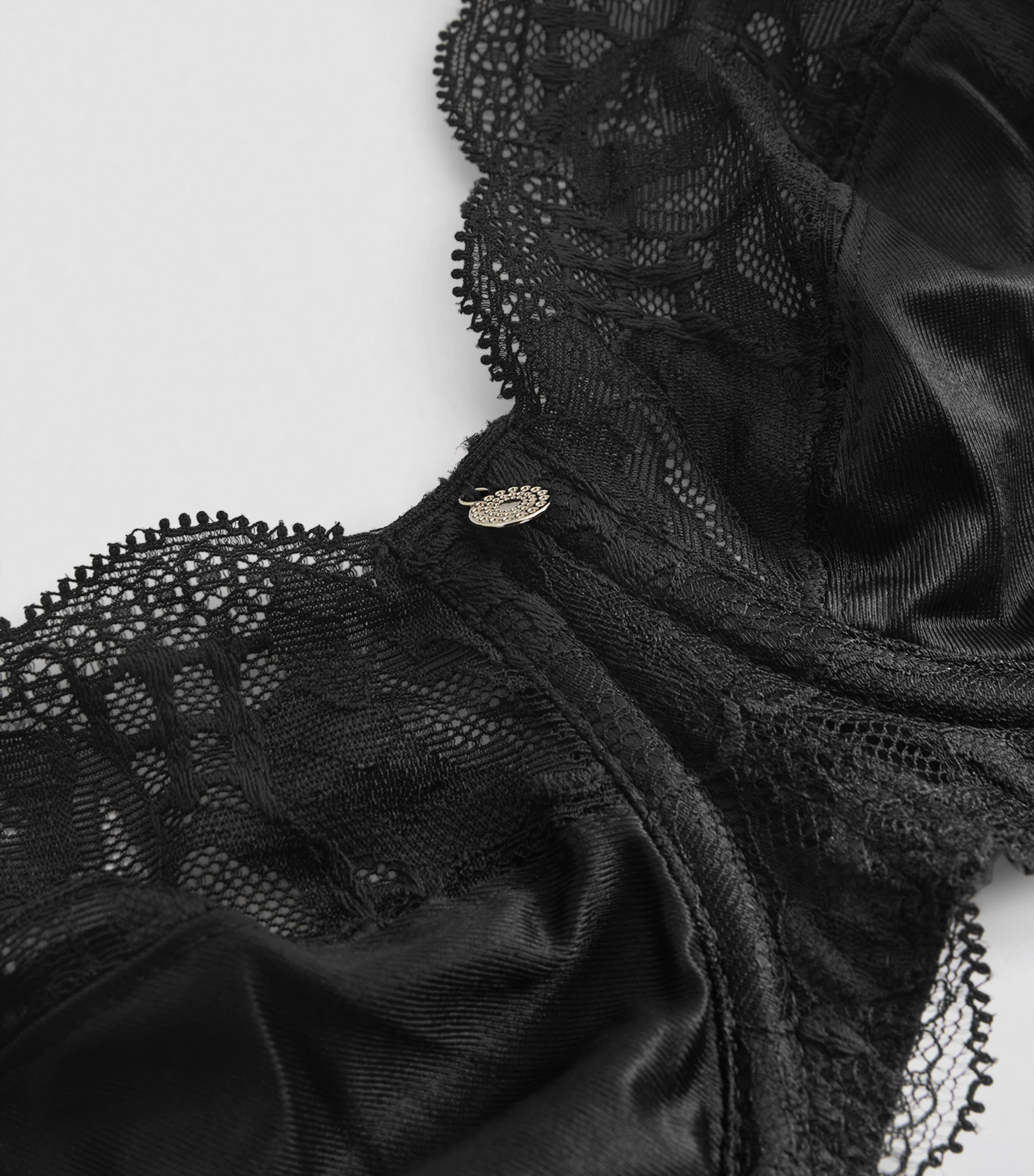 Reflect Underwired Bra BLACK (BLK) Image 2