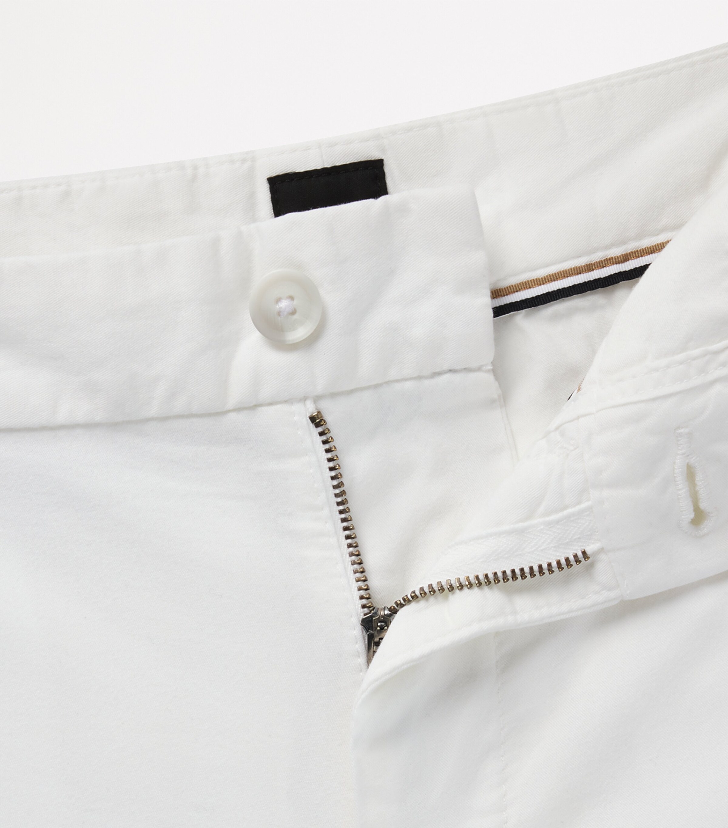 Stretch-Cotton Slim Shorts 100 Image 5