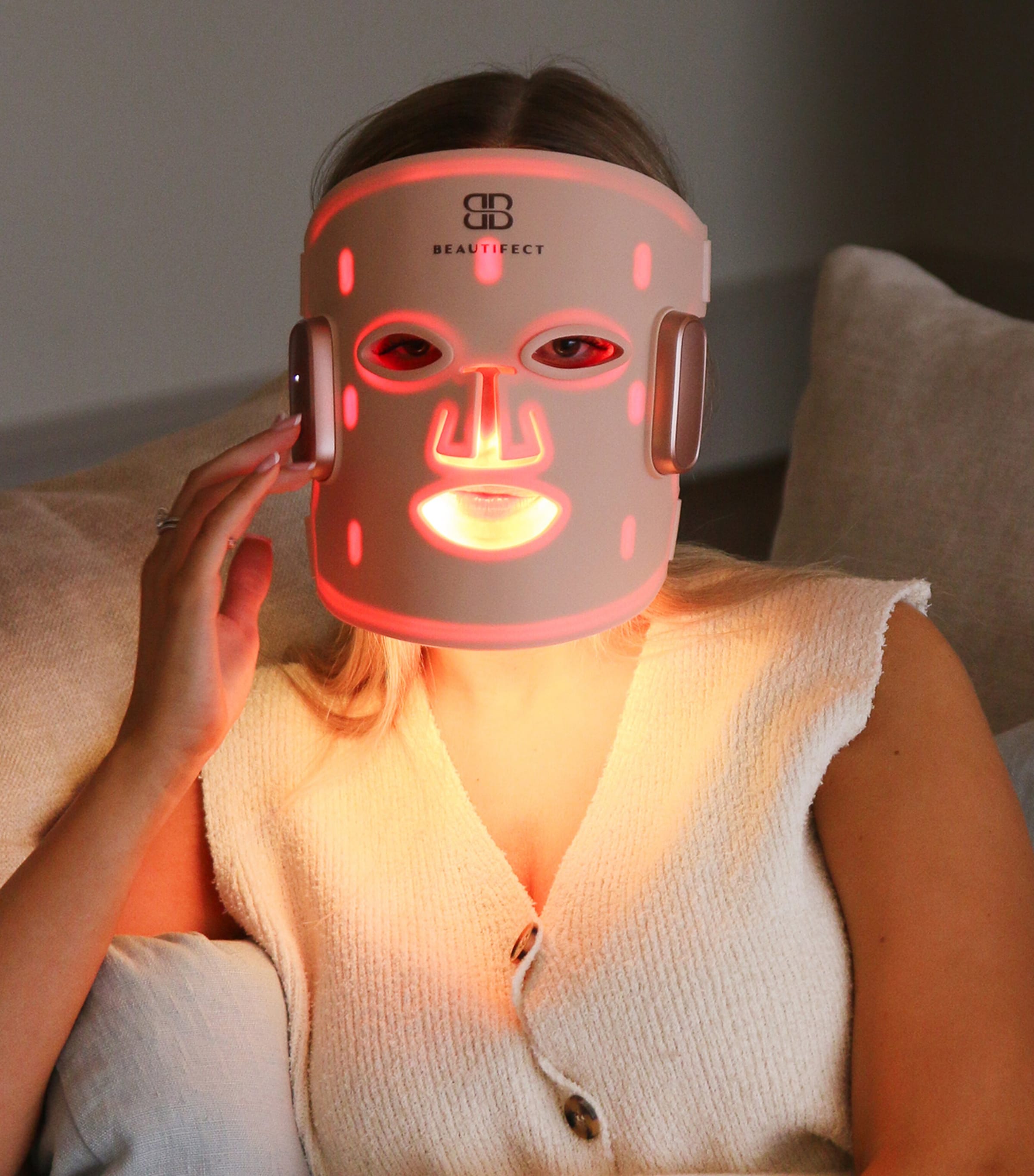 BEAUTIFECT LED Mask Image 5