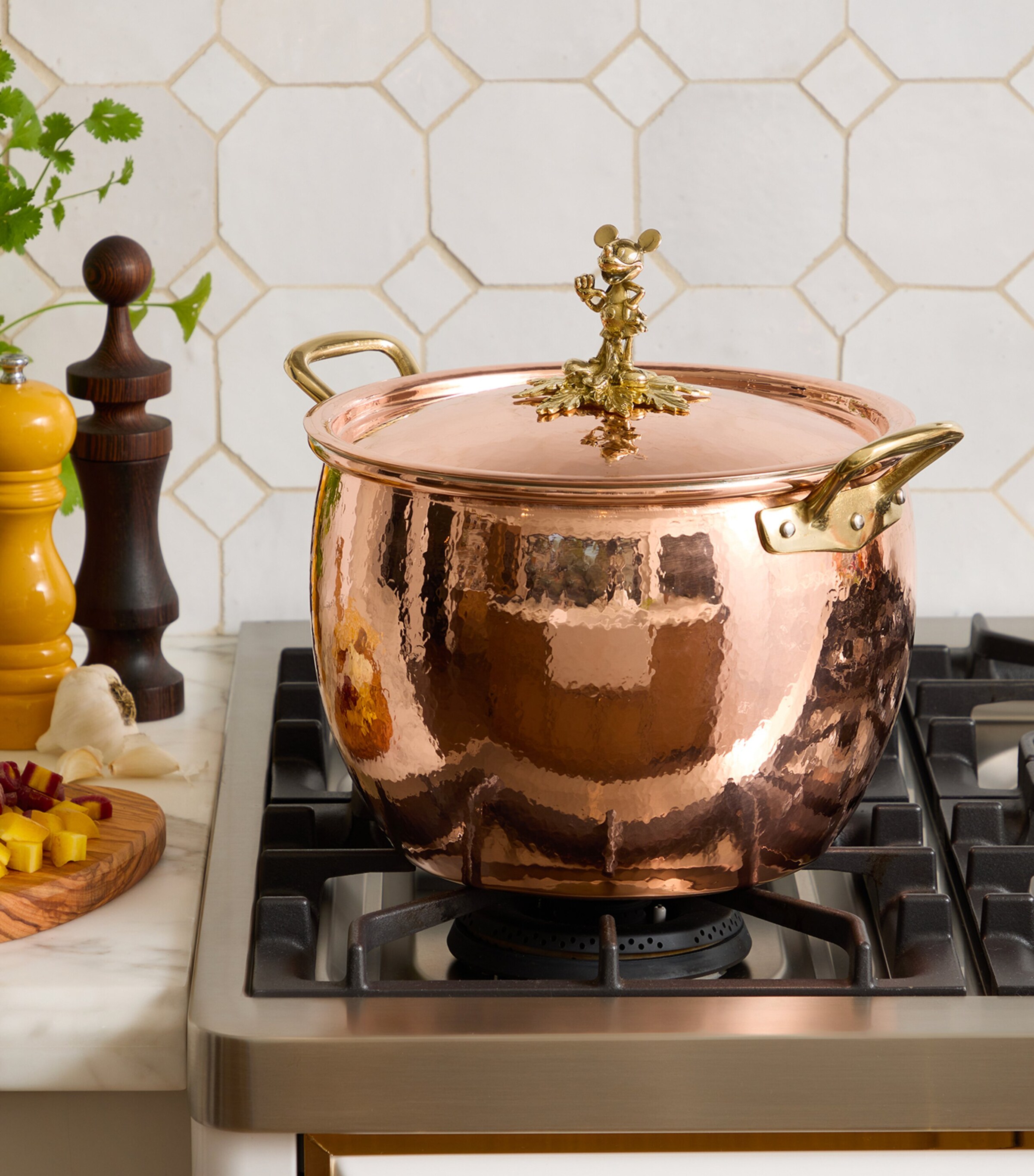 Ruffoni Historia Hammered Copper Disney Mickey Mouse Stockpot with Lid (24cm) Copper, Bronze Image 3