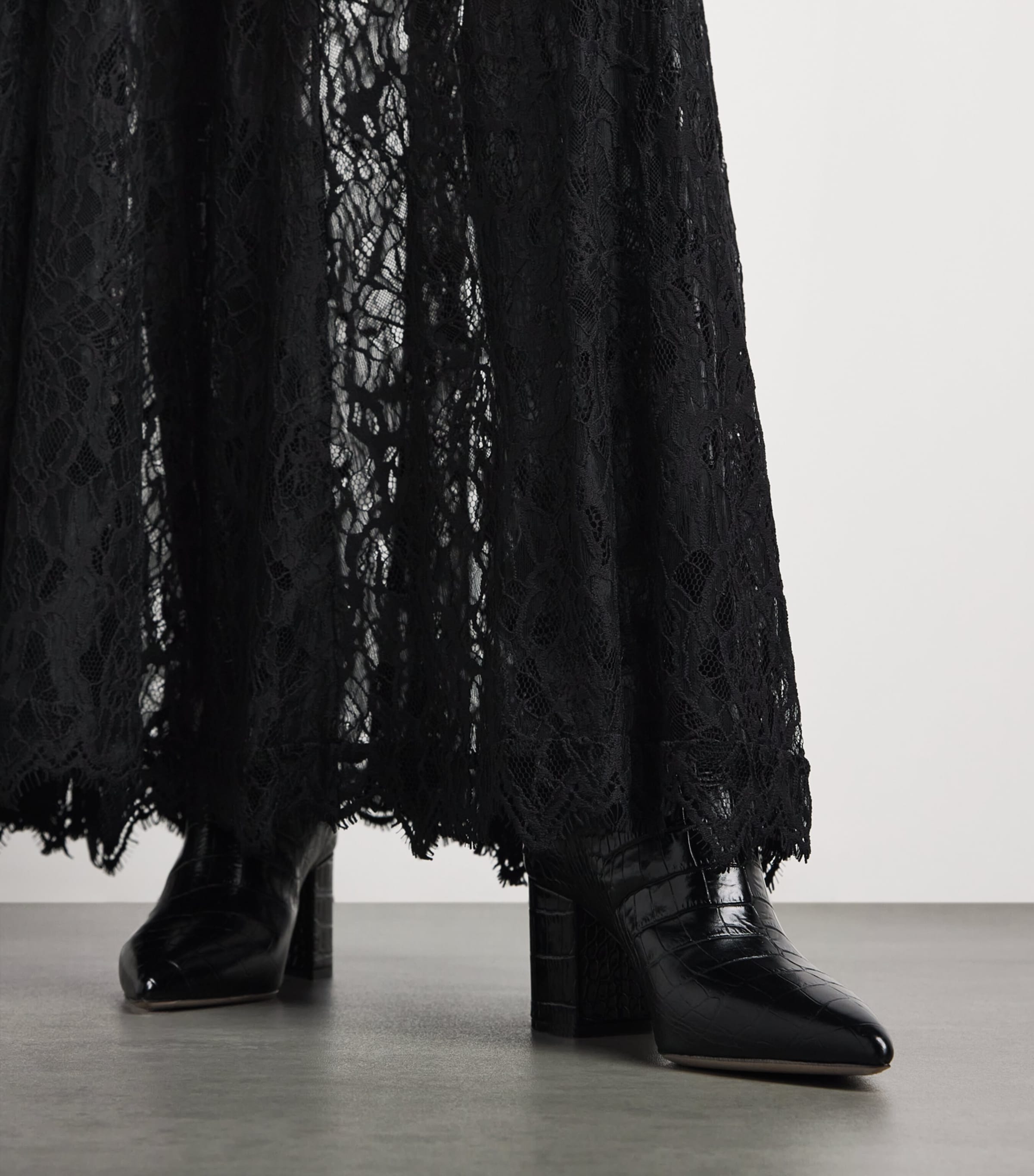 CAMILLA AND MARC Womens Lace Elaris Maxi Skirt Dblk Black Image 3