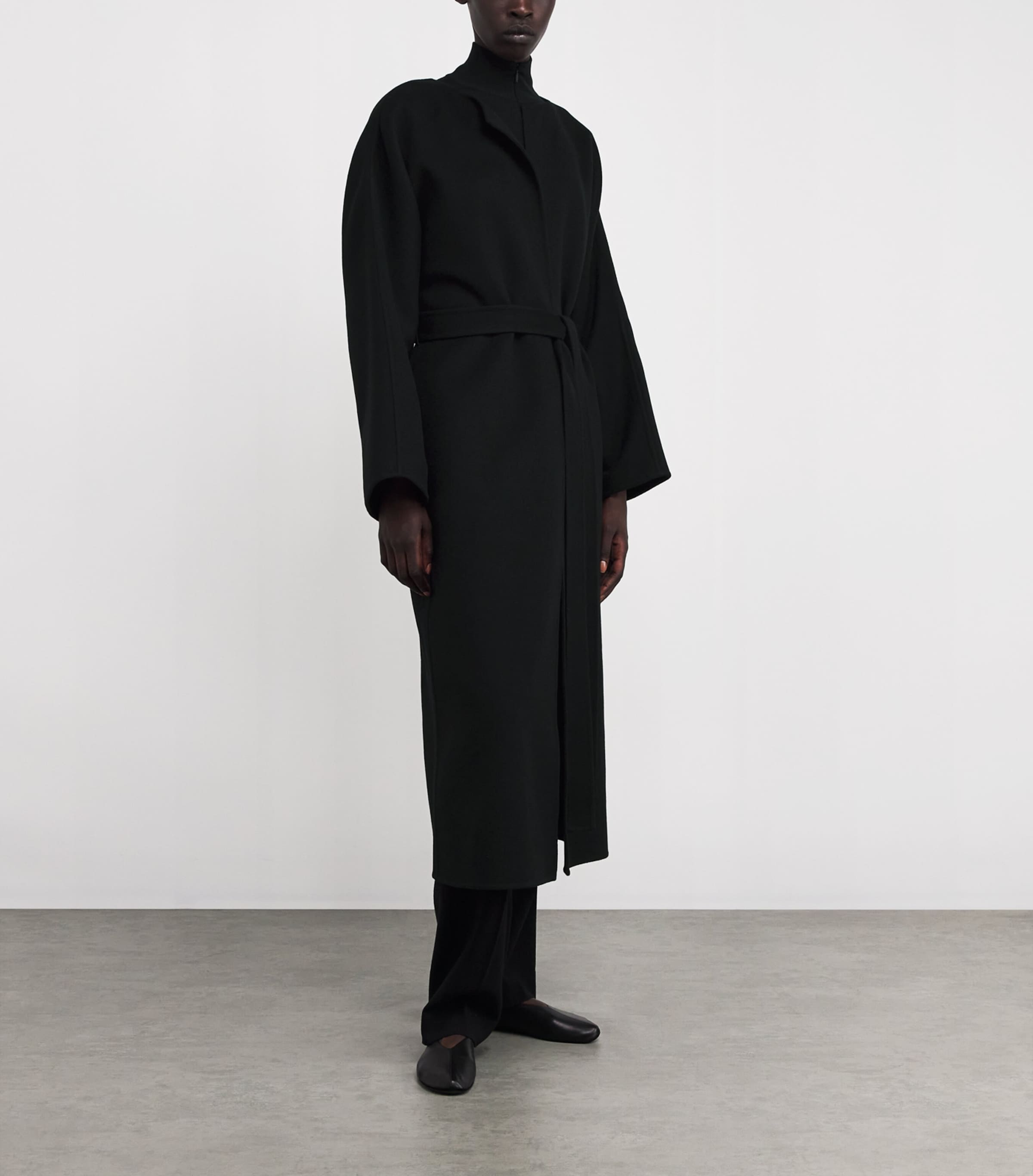 The Row Womens Nilsat Cashmere Coat Black Image 2