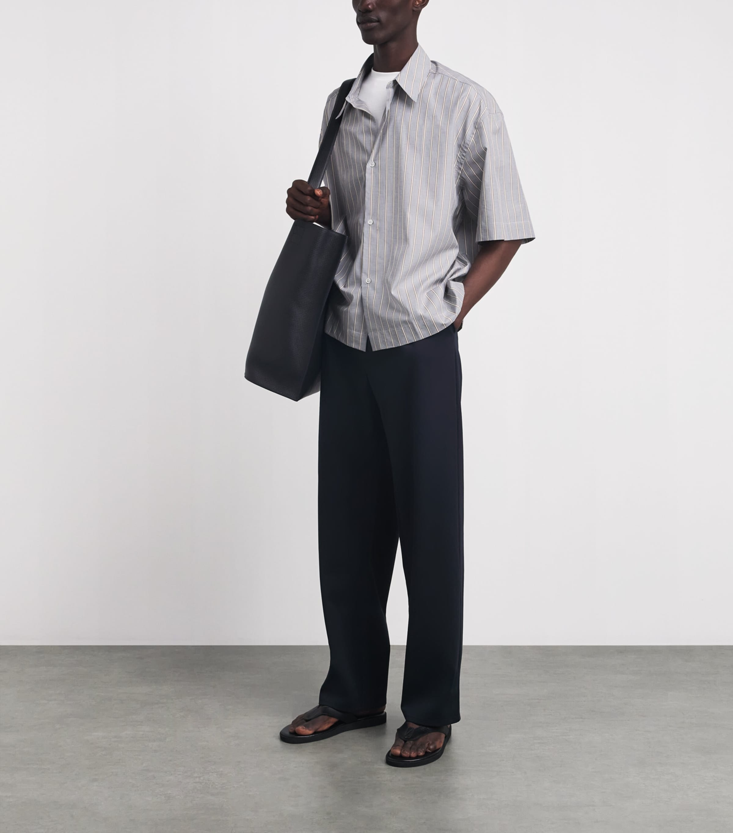 7 For All Mankind Mens Pleated Straight Trousers Blue Image 2
