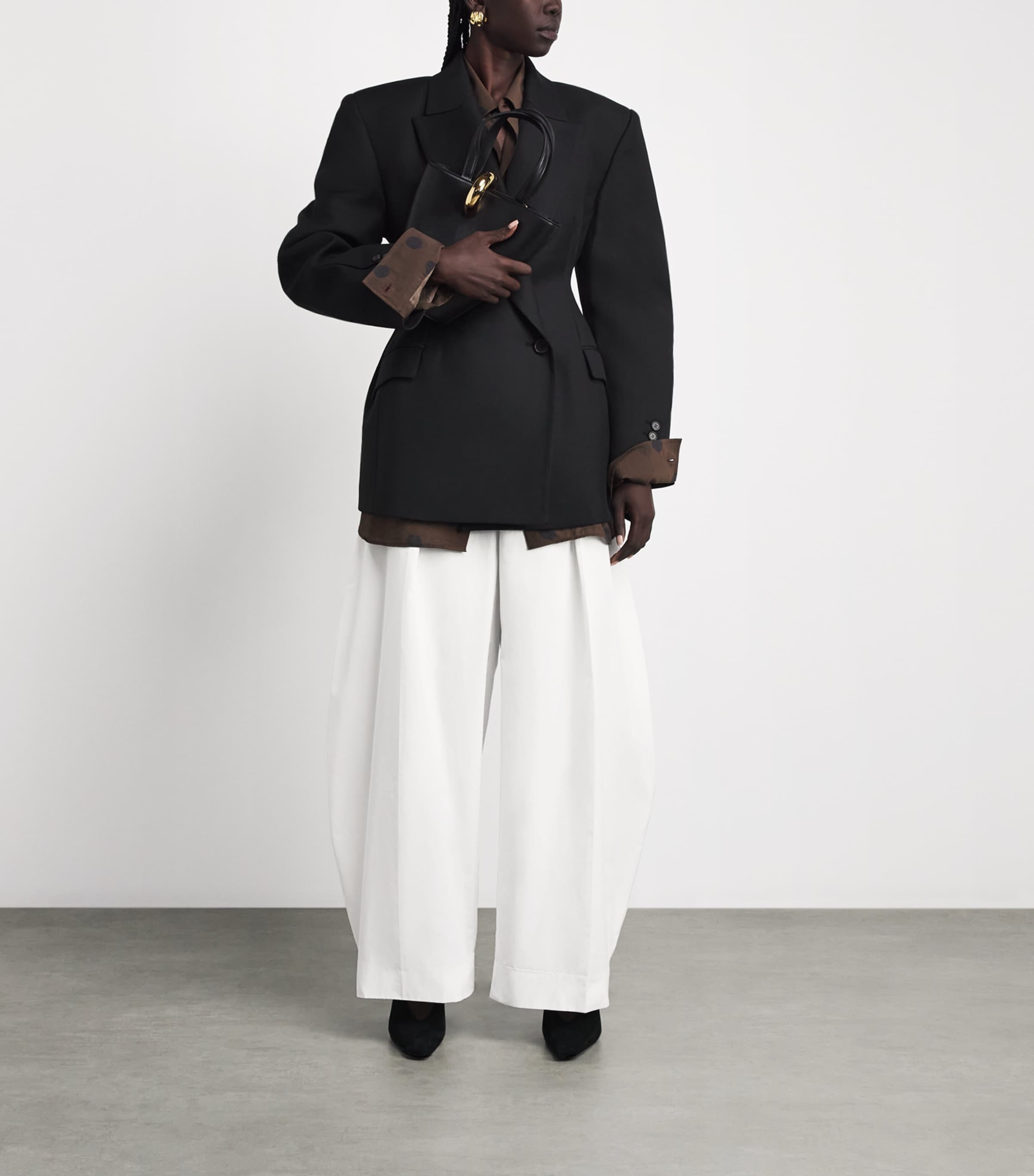 Jacquemus Womens Barrel Ovalo Trousers White Image 2