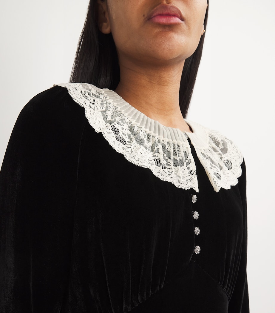 doen velvet dress Chanselle - Black grazing bias cut skirt. DEN Madelynne corded lace and