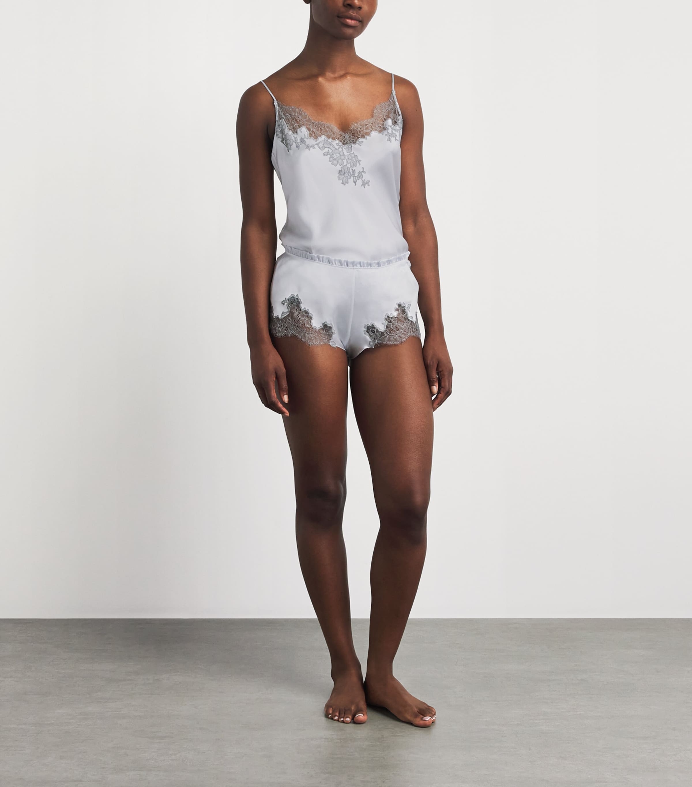 Carine Gilson Womens Silk Cérès Pyjama Shorts Silvergrey Image 2