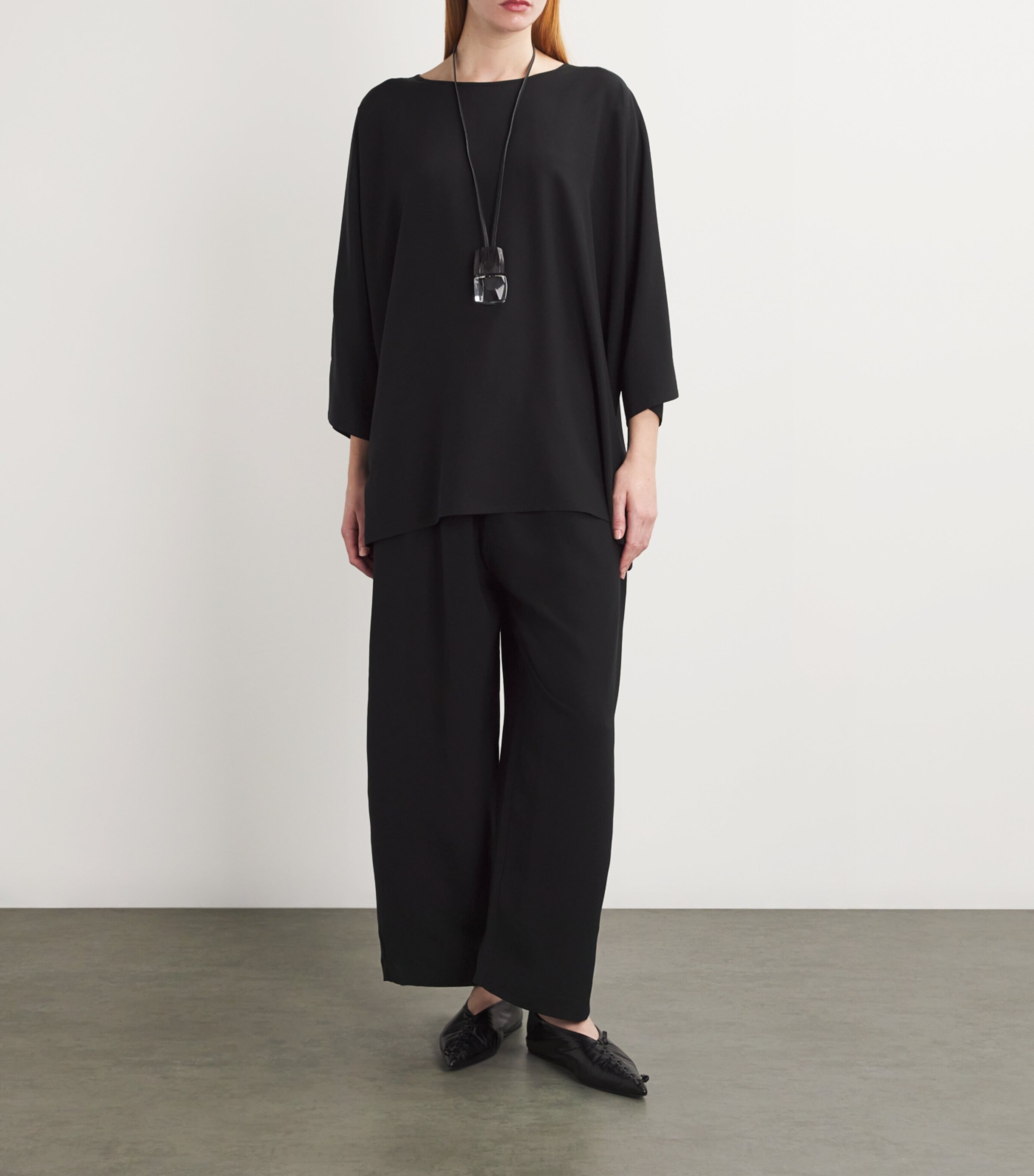 Silk Boat-Neck Top BLACK Image 2