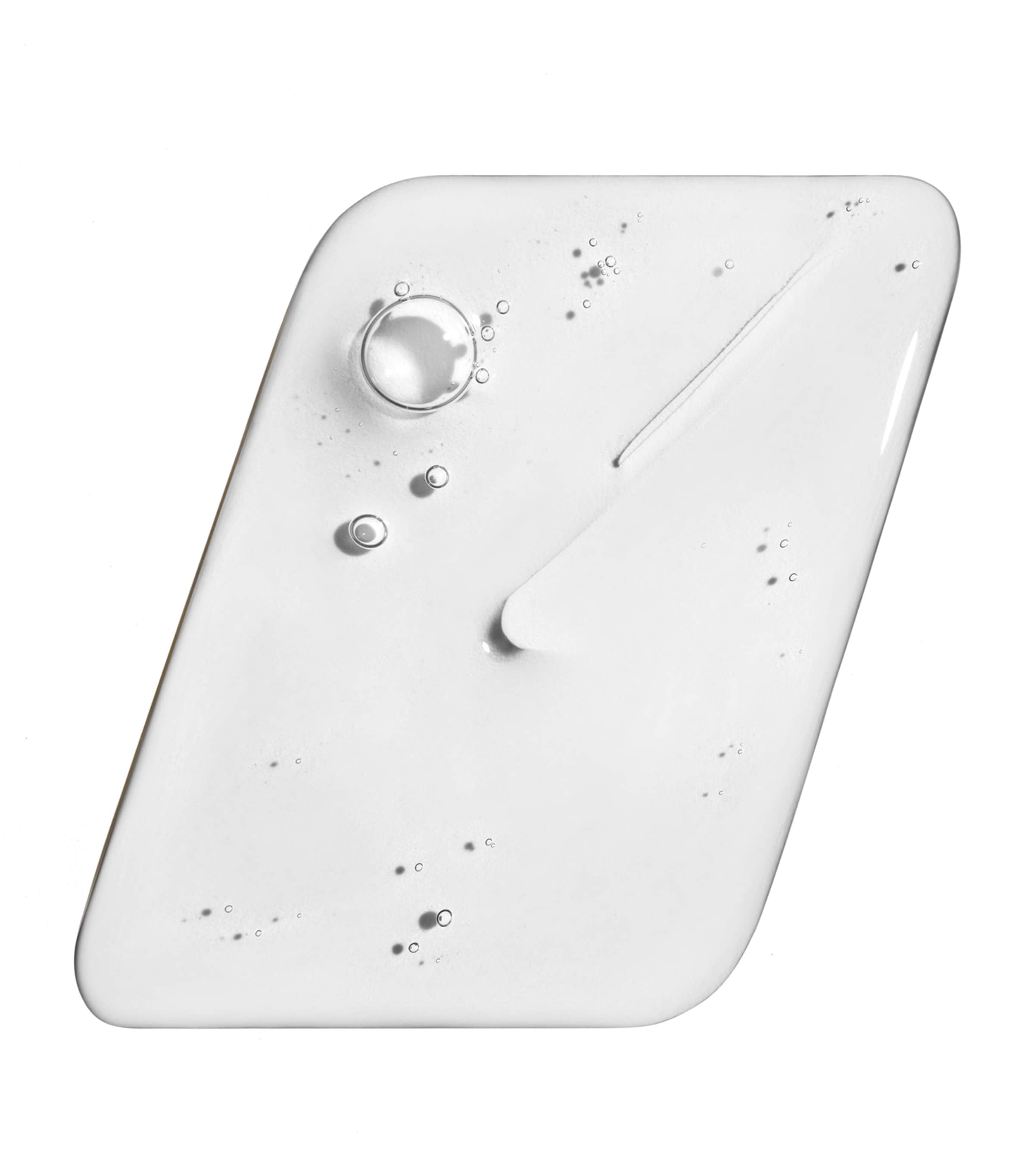 Scalp Revival Charcoal + Tea Tree Scalp Treatment (30ml) NO COLOUR Image 2