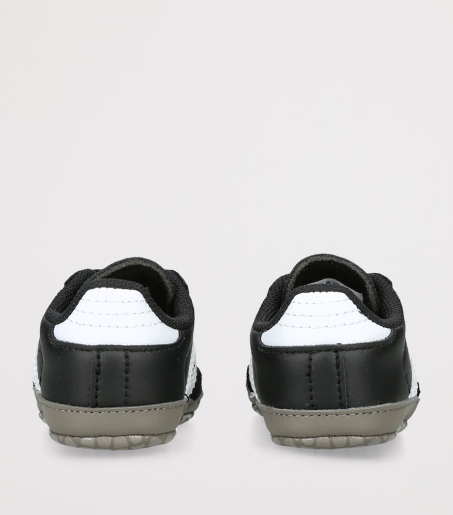 Samba Crib Sneakers BLK/WHITE Image 2