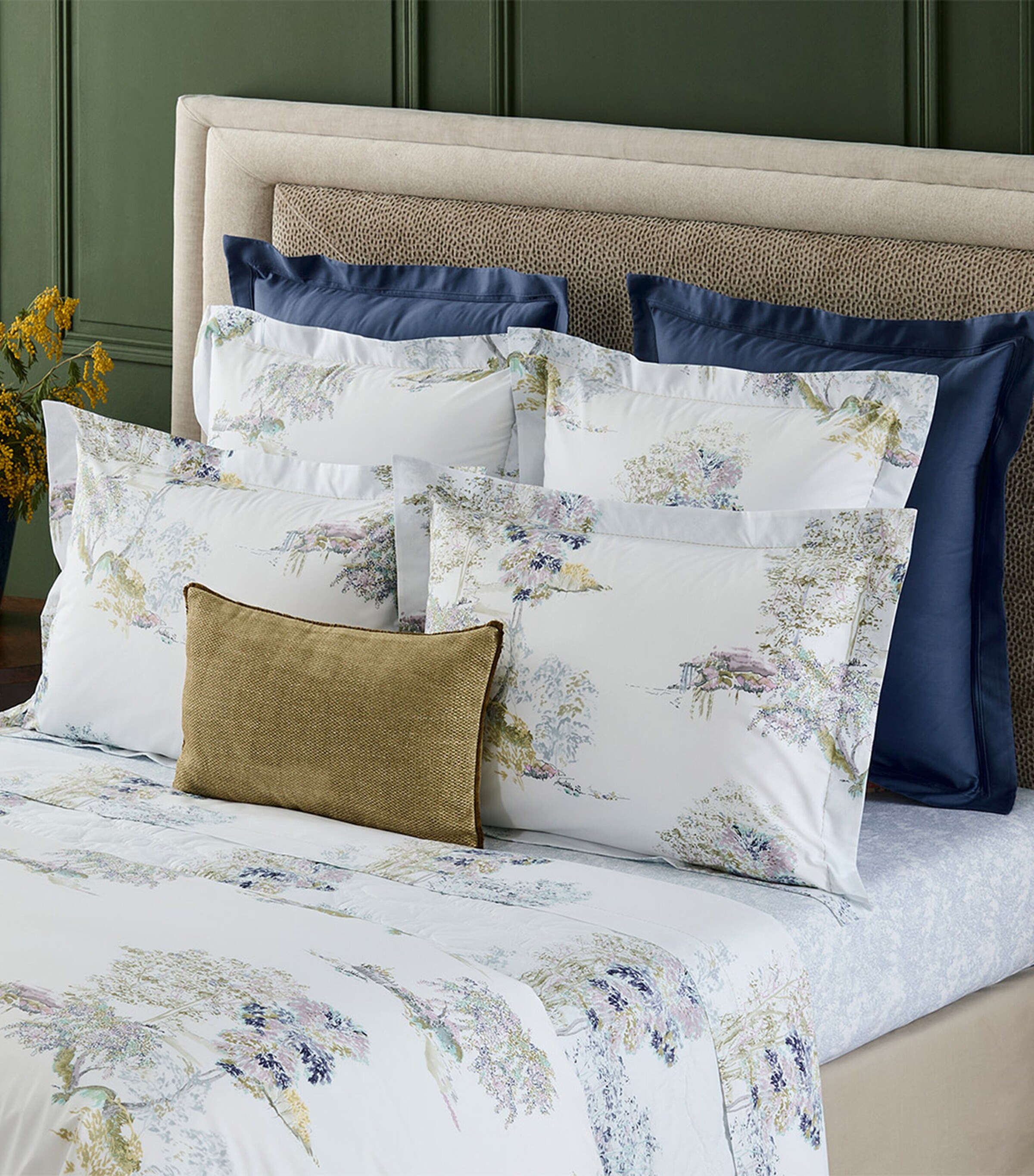 Yves Delorme Cotton Lande Super King Fitted Sheet (180cm x 200cm) Image 3