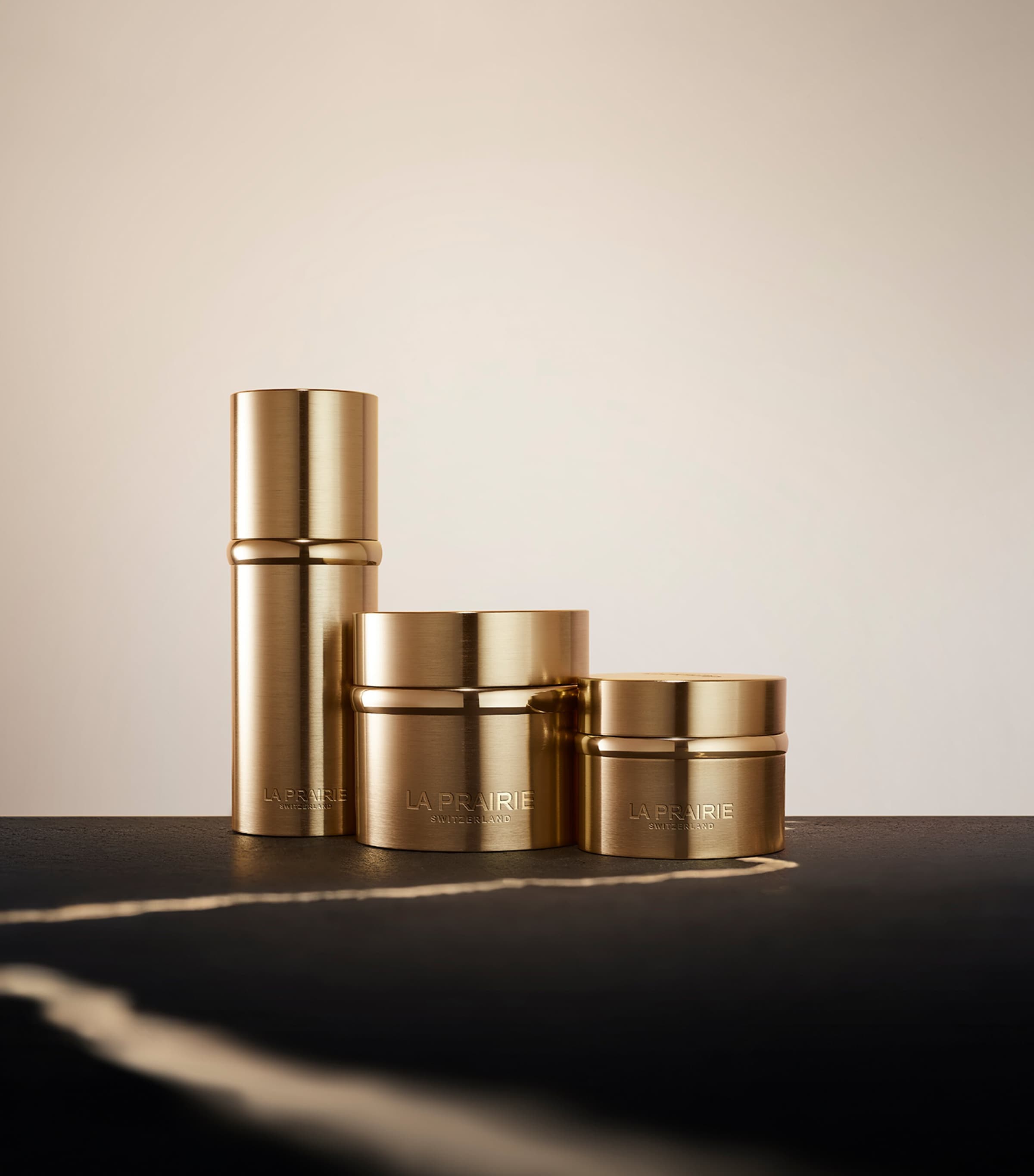 Pure Gold Radiance Nocturnal Balm (60ml) NO COLOUR Image 7