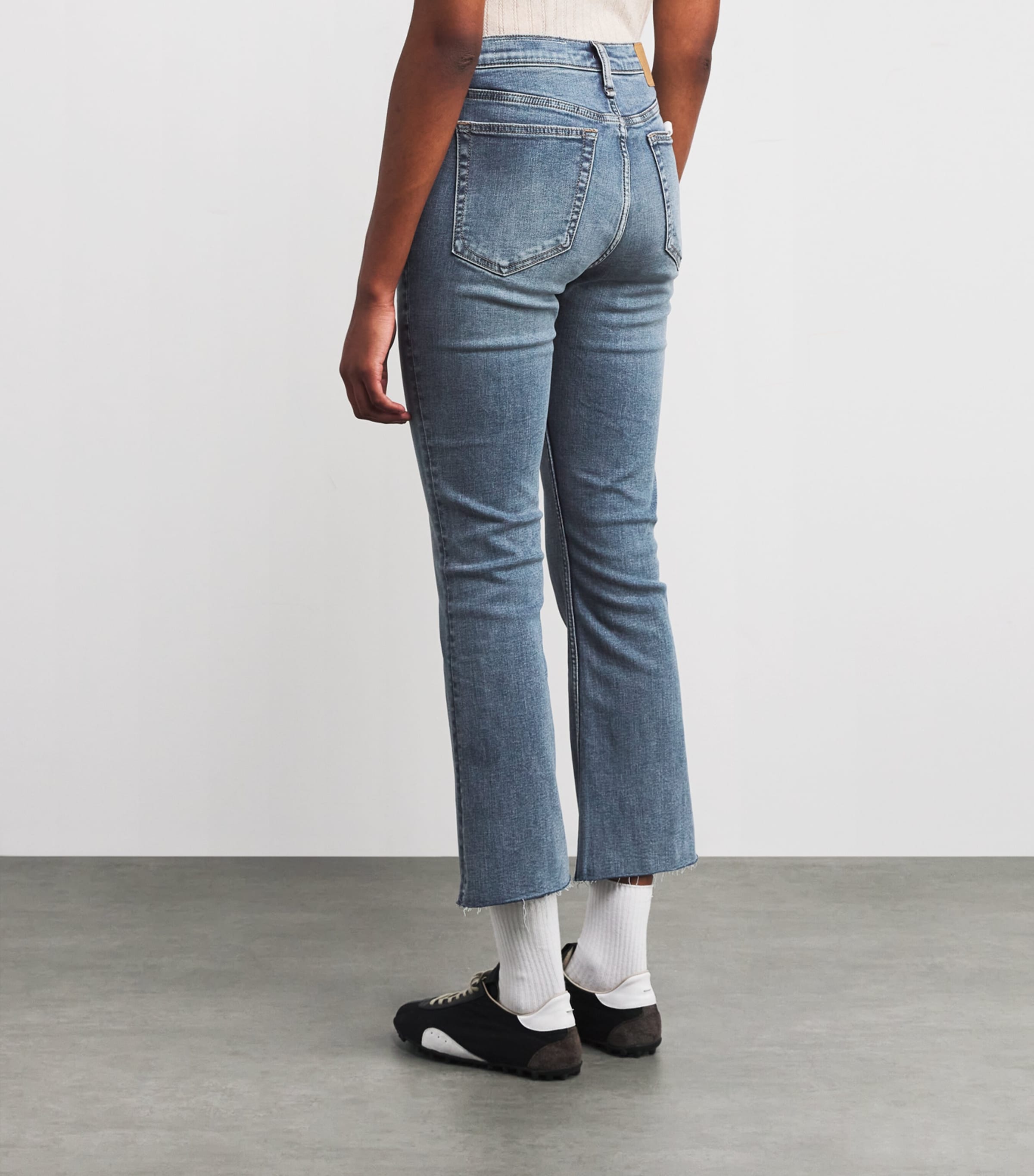 Peyton Mid-Rise Bootcut Jeans WDSTK Image 4