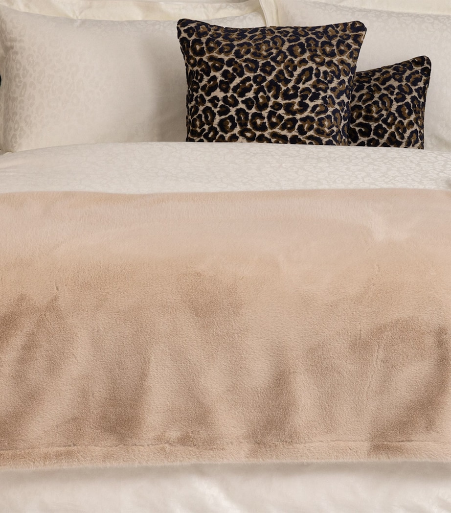 Frisson Noisette Throw (170cm x 200cm) NOISETTE Image 2