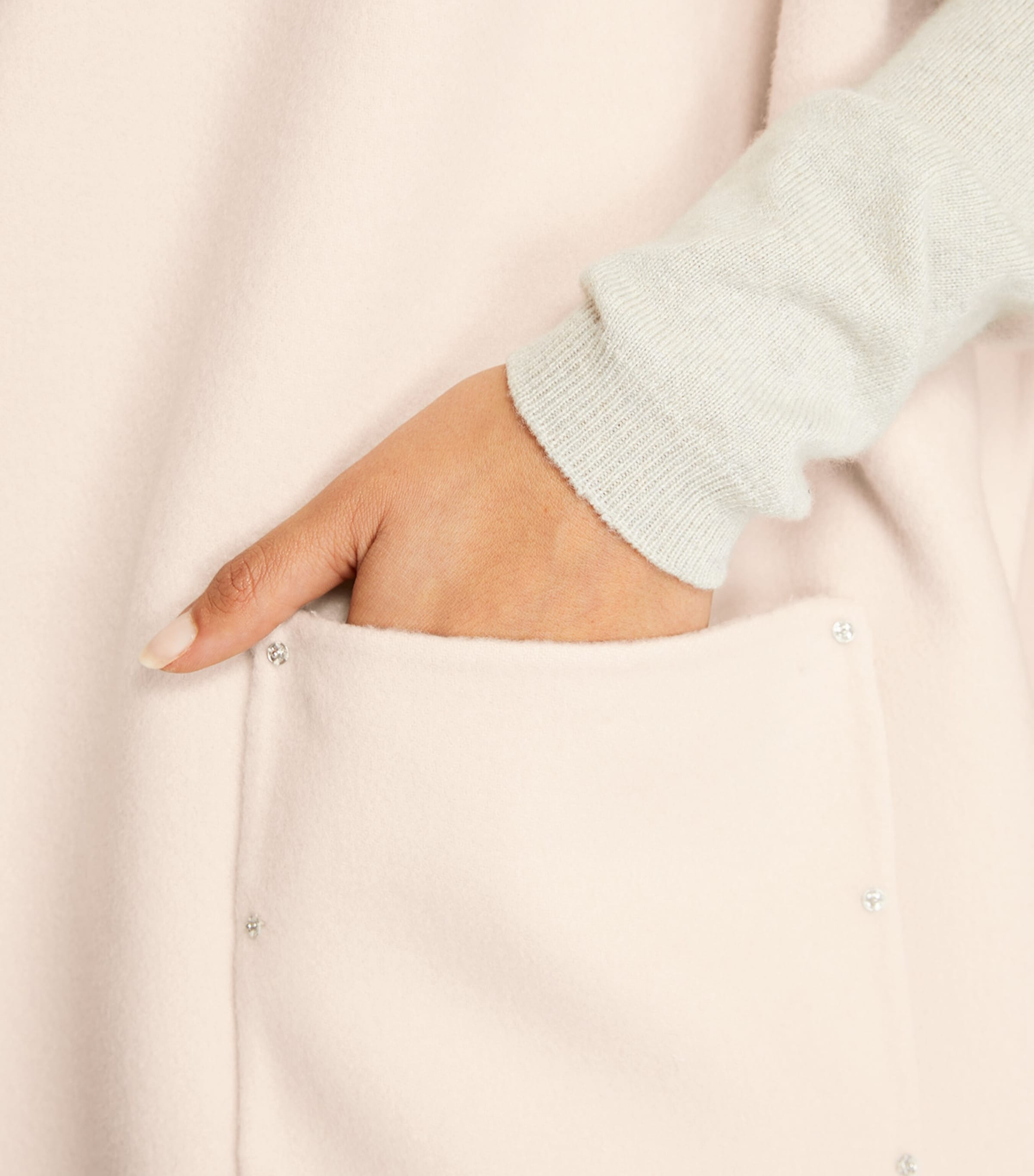 Mink-Pocket Cape A2154 Image 6