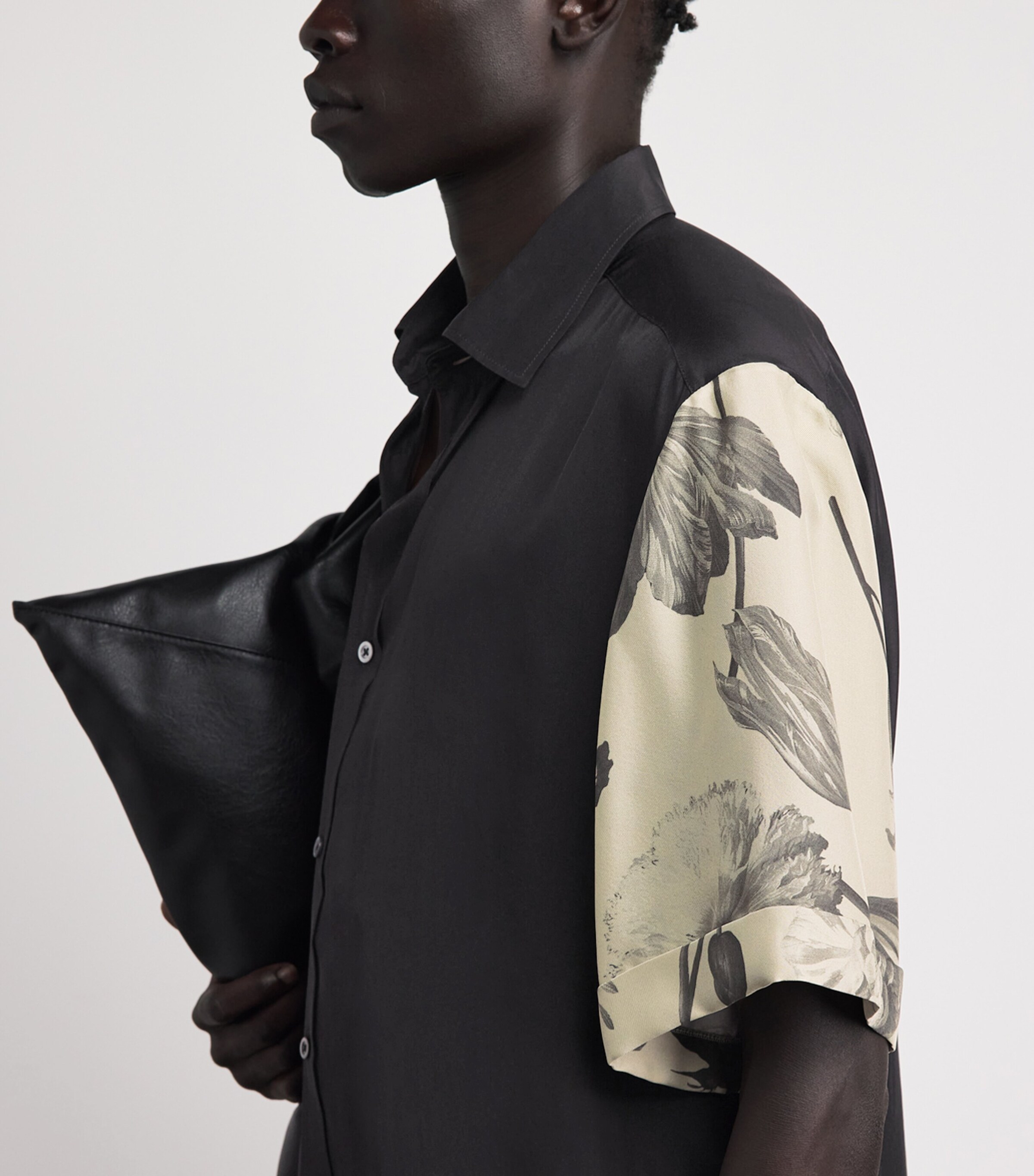 Maison Margiela Mens Silk Floral-Sleeve Shirt Black Image 3