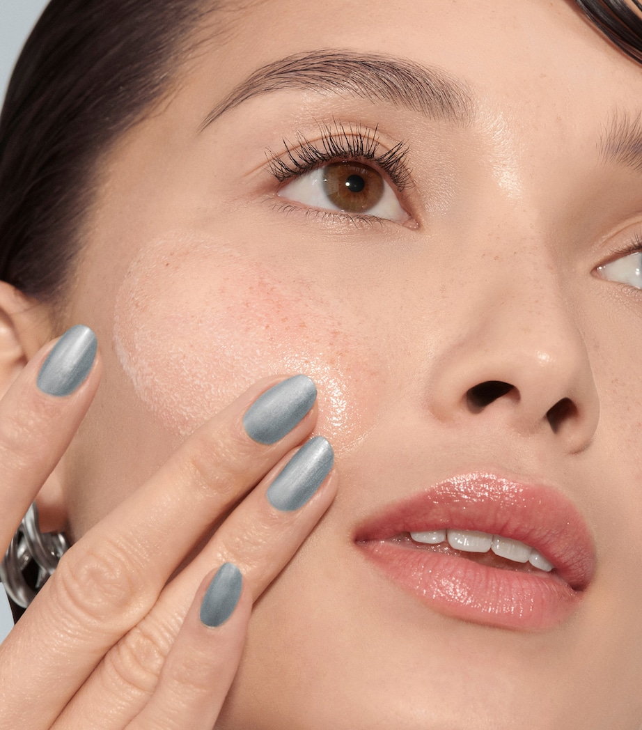 Soothing Cleansing Oil (400ml) NO COLOUR Image 3