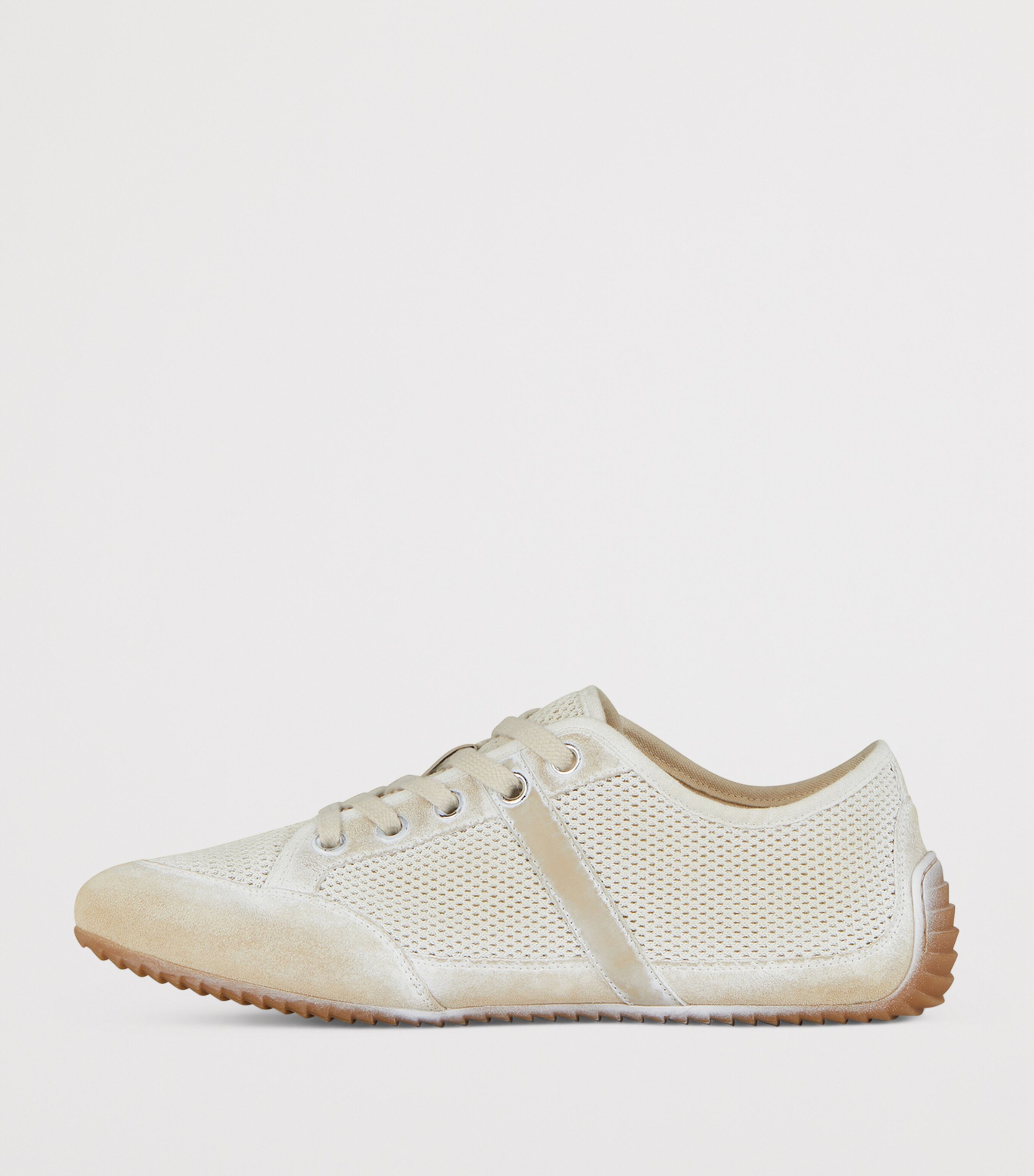Givenchy Distressed Slim Sneakers Beige/white Image 3