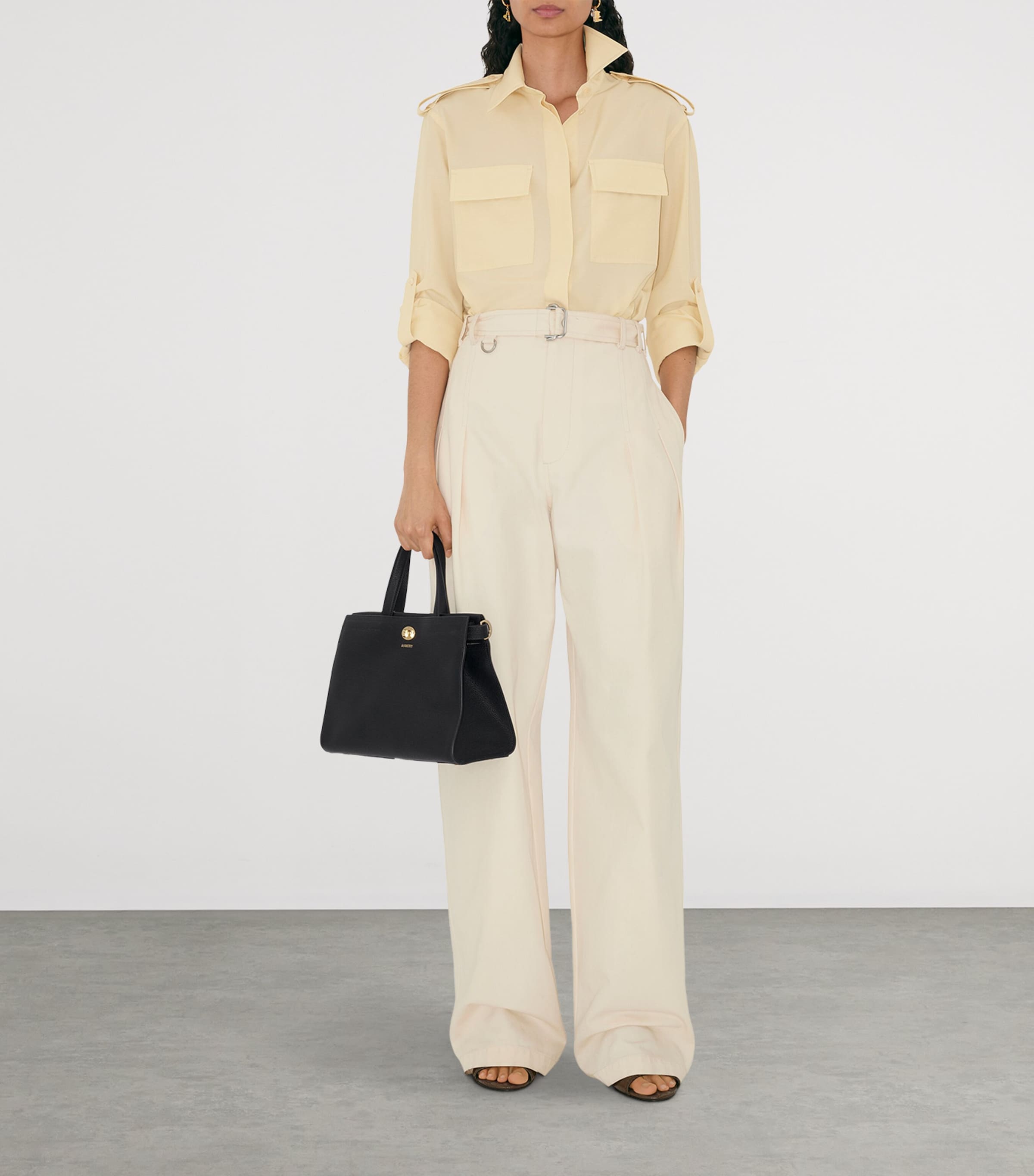 Small Calfskin Cotswolds Tote Bag BLACK Image 2