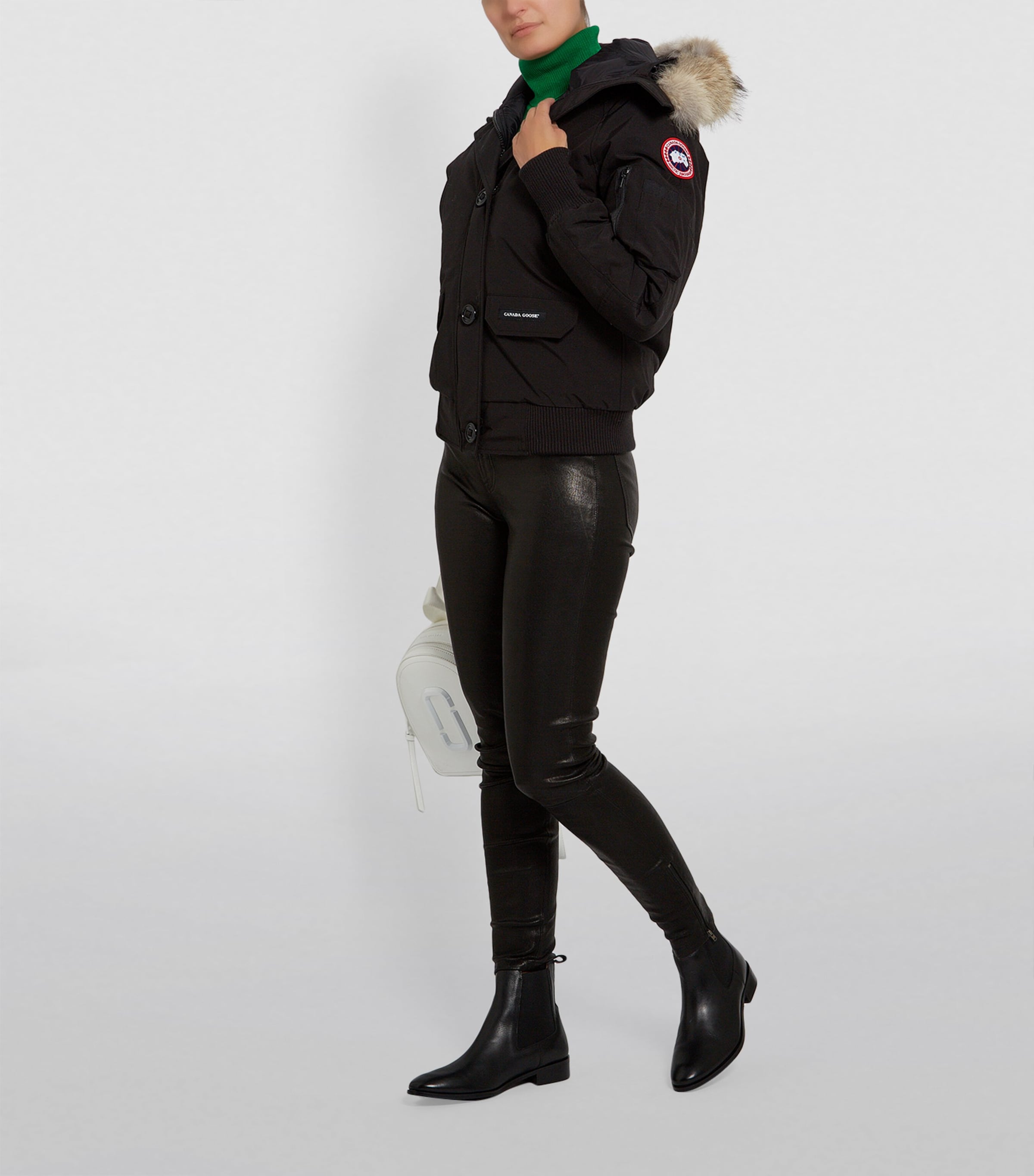 Fur-Trim Chilliwack Bomber Jacket 61 BLACK Image 2