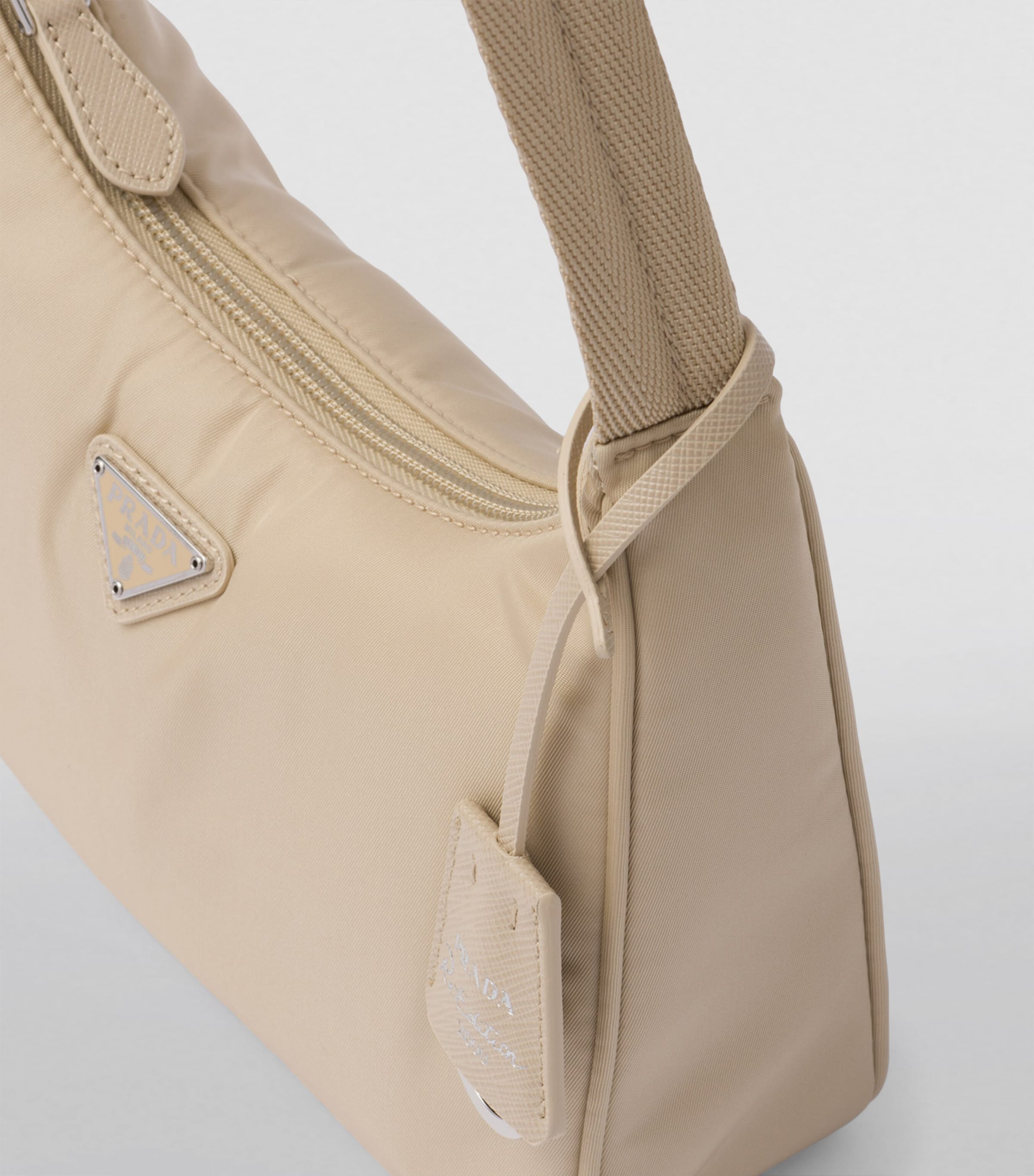バッグ PRADA Re-Edition 2000 One shoulder bag Black Re-Nylon Prada Re-Edition 2000 mini-bag | PRADA