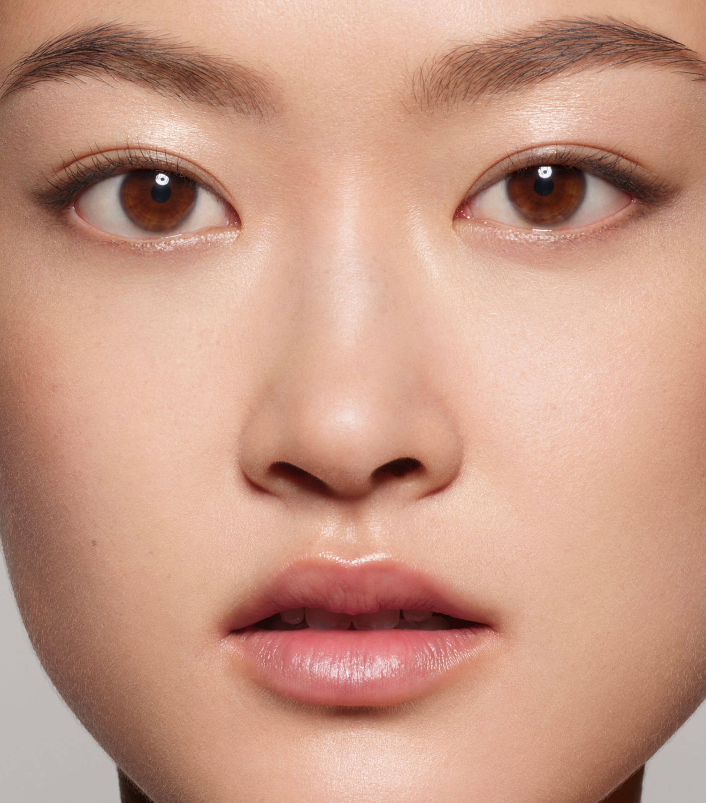 Skin Fetish: Sublime Perfection Concealer LM8 Image 3