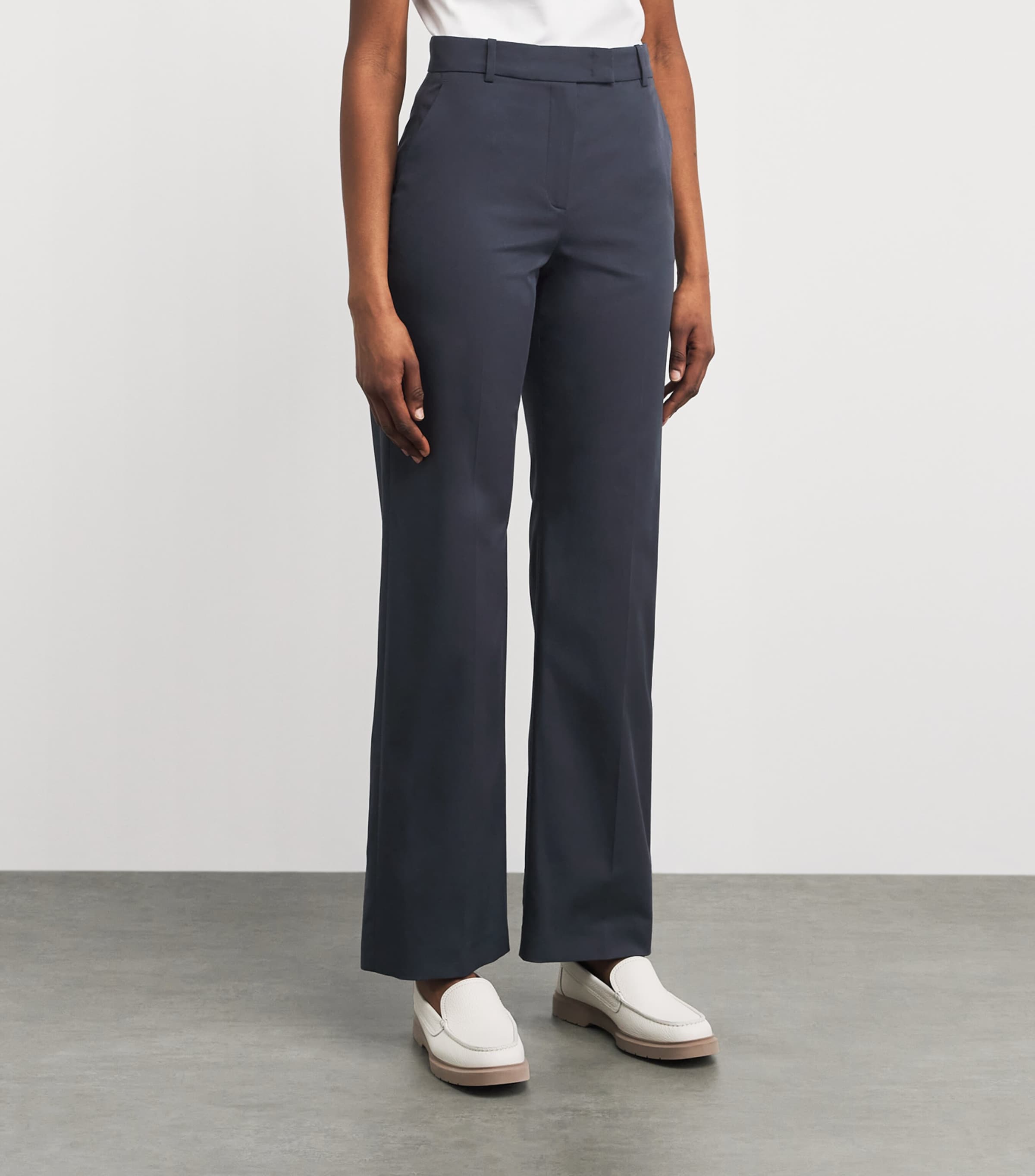 Eleventy Womens Tailored Trousers Blu Scuro Image 4